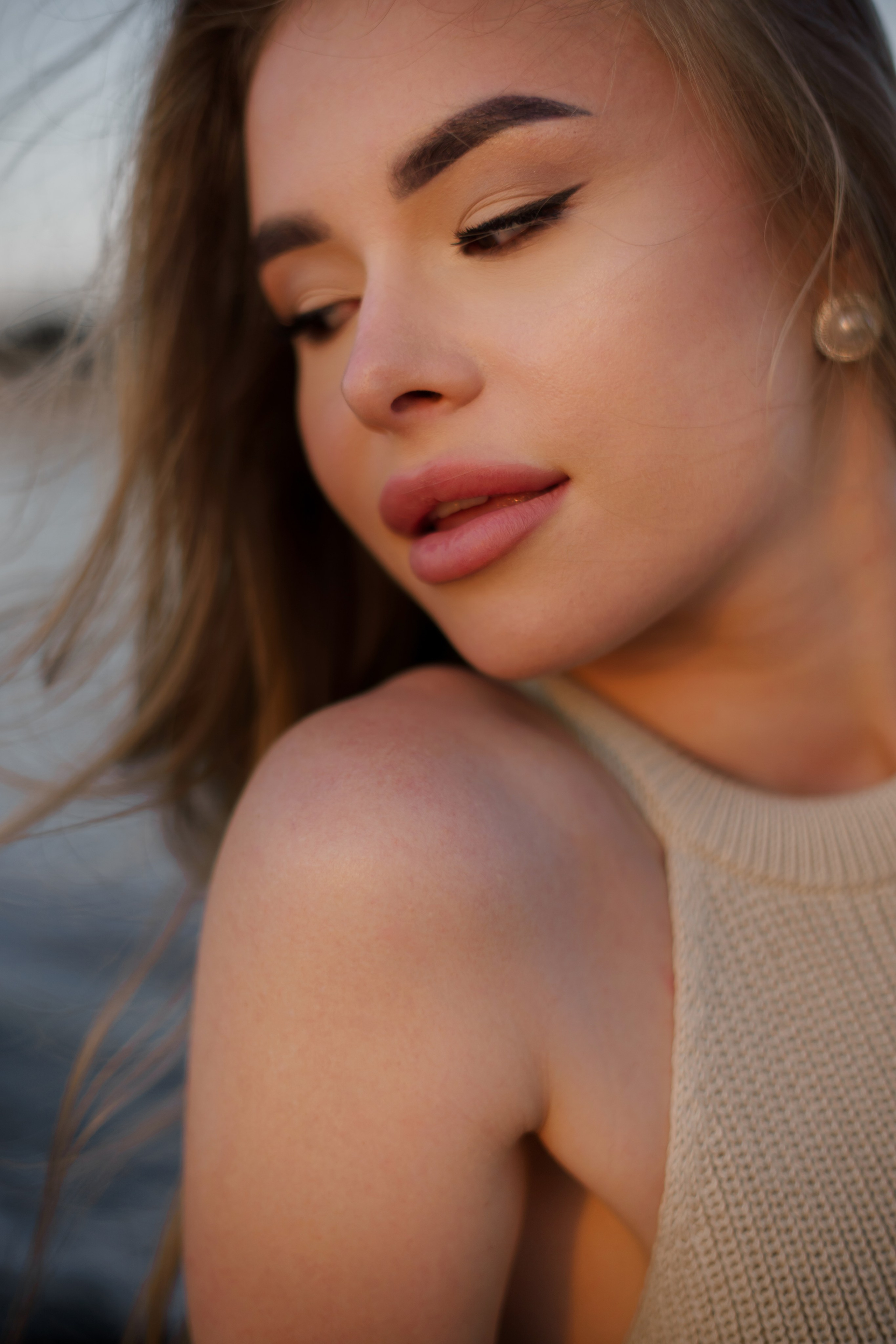 Рома и софа. Фотограф Валерия Крахмалева