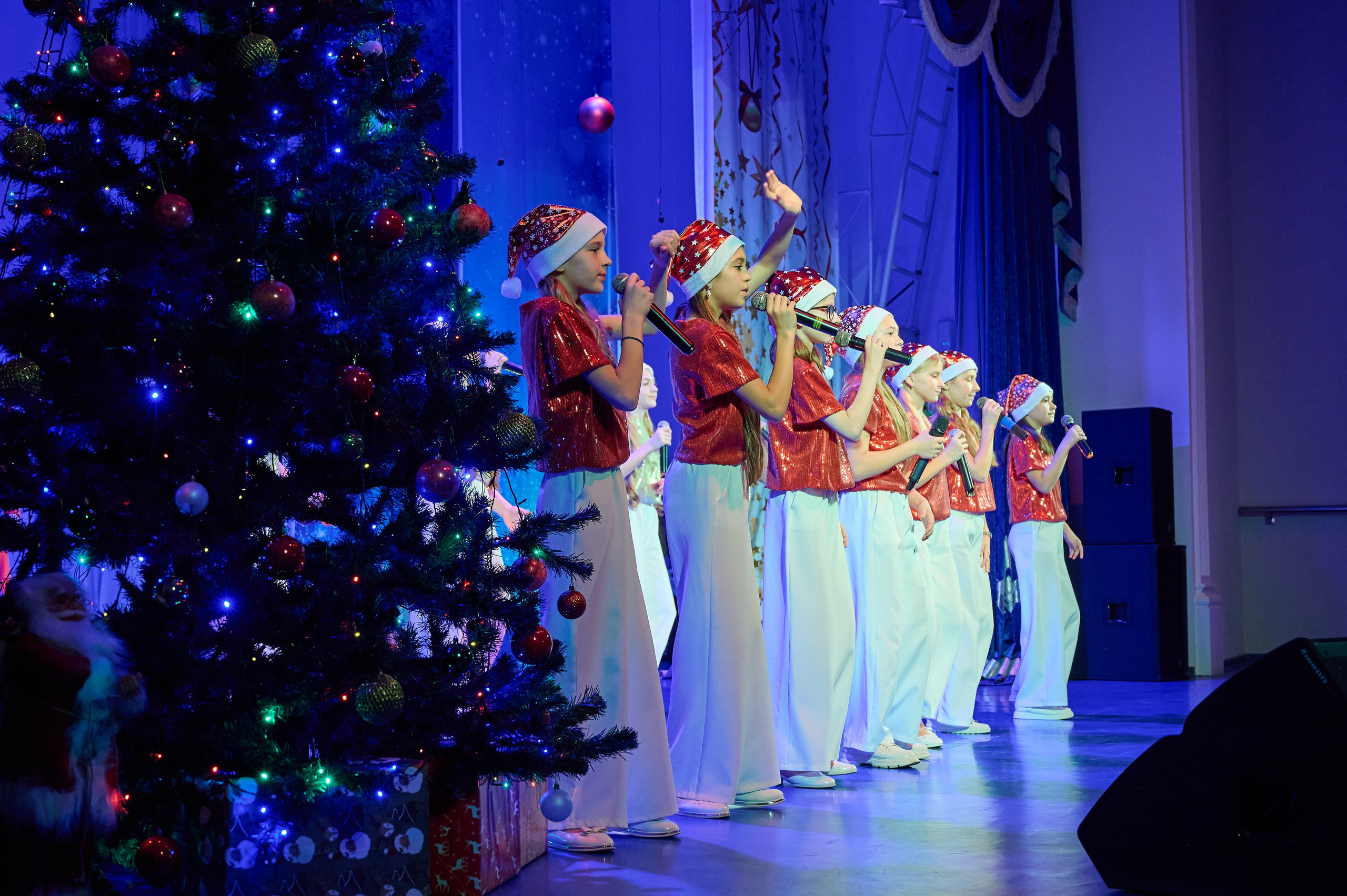 НГ концерт в Марьиной роще. Жизнь курорта Кабардинка в фотографиях