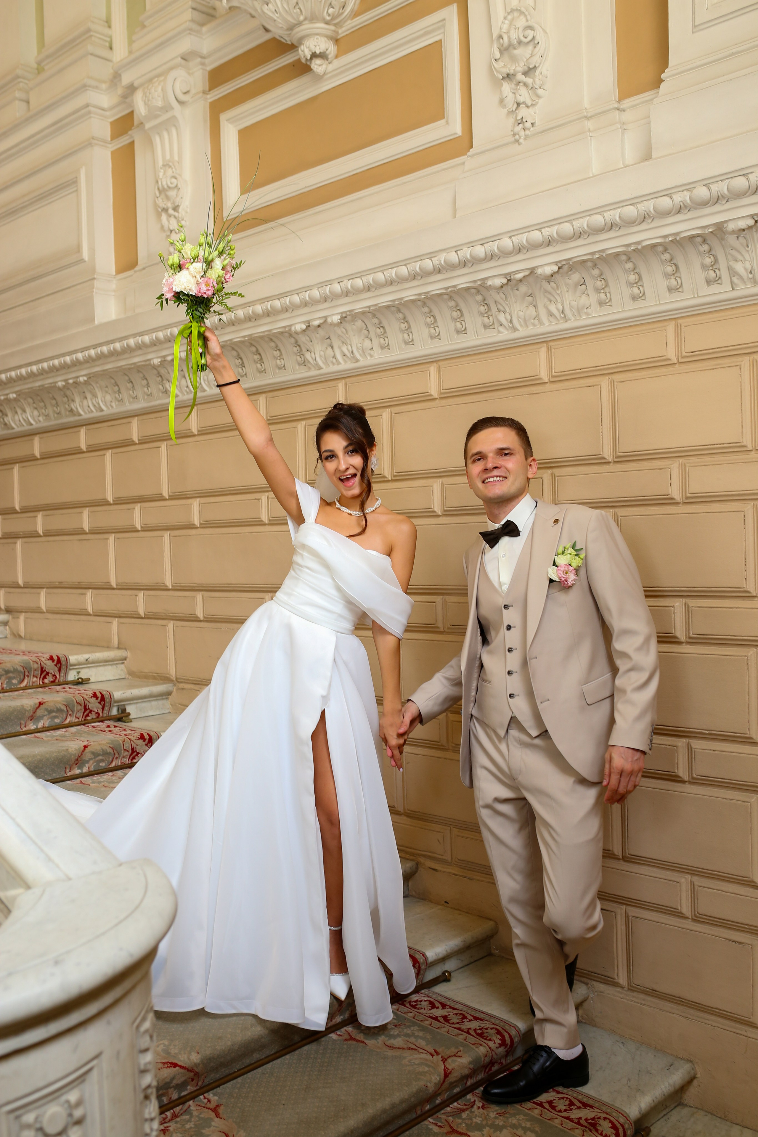 Классические кадры, во Дворце бракосочетания. Свадебный и Репортажный фотограф в Санкт-Петербурге