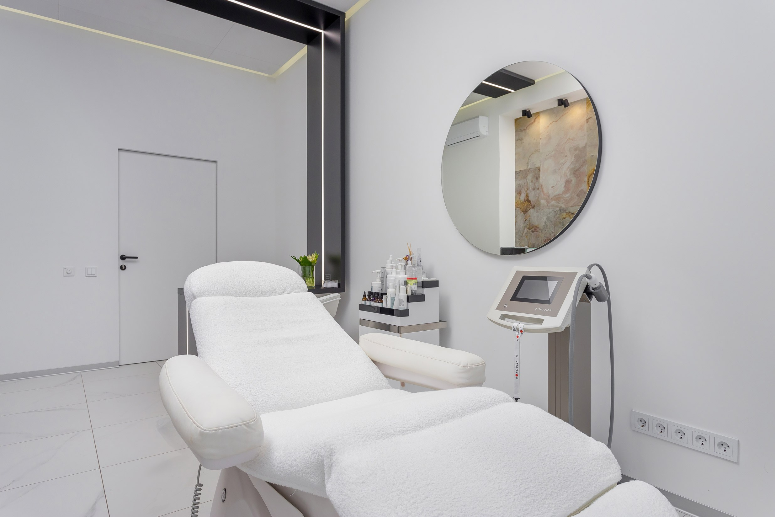 Medical centers. Interior photographer Vitalii in Portland and Vancouver