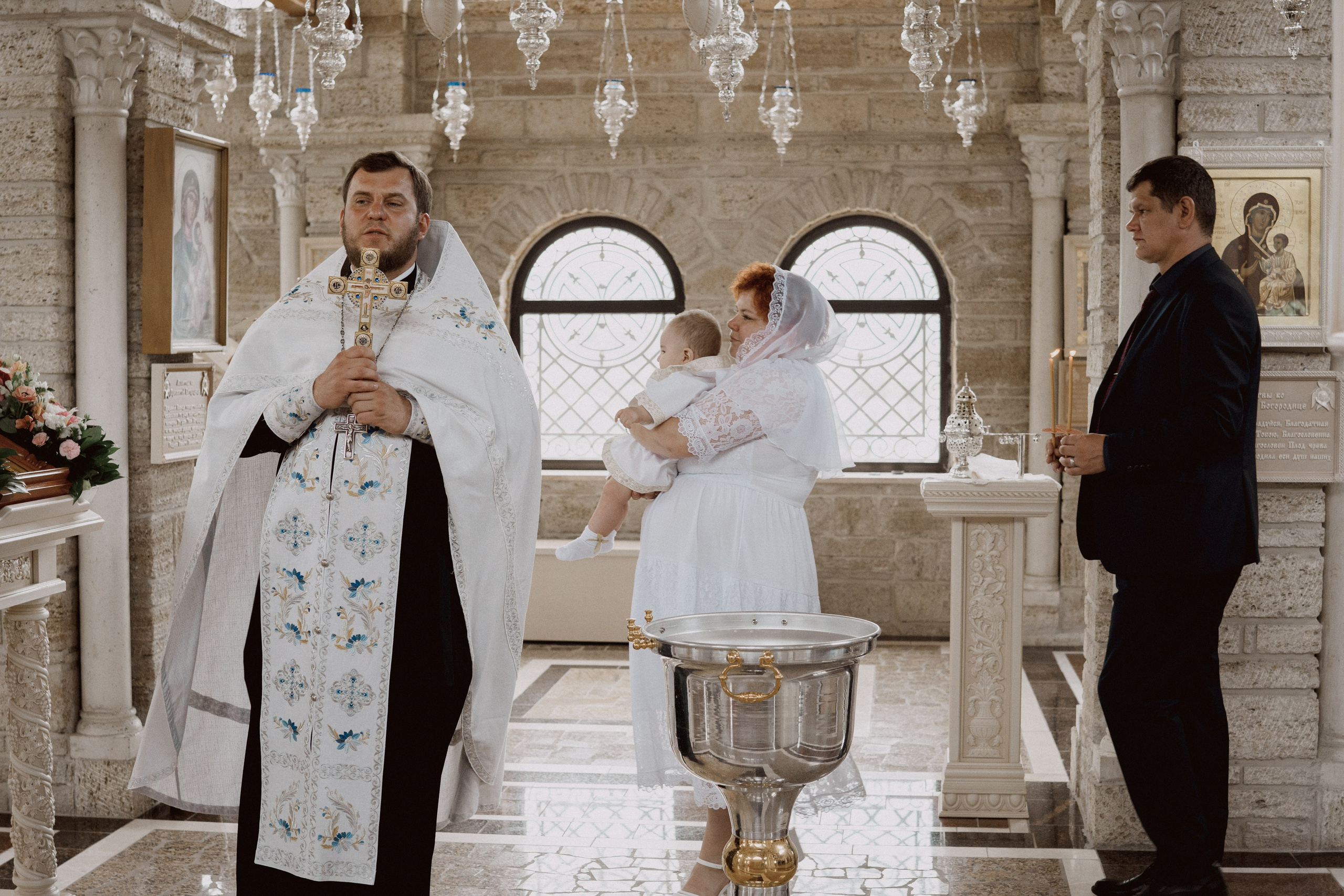 Крещение в храмовом комплексе ап.Петра и Павла. Семейный фотограф и видеограф Алёна Ким