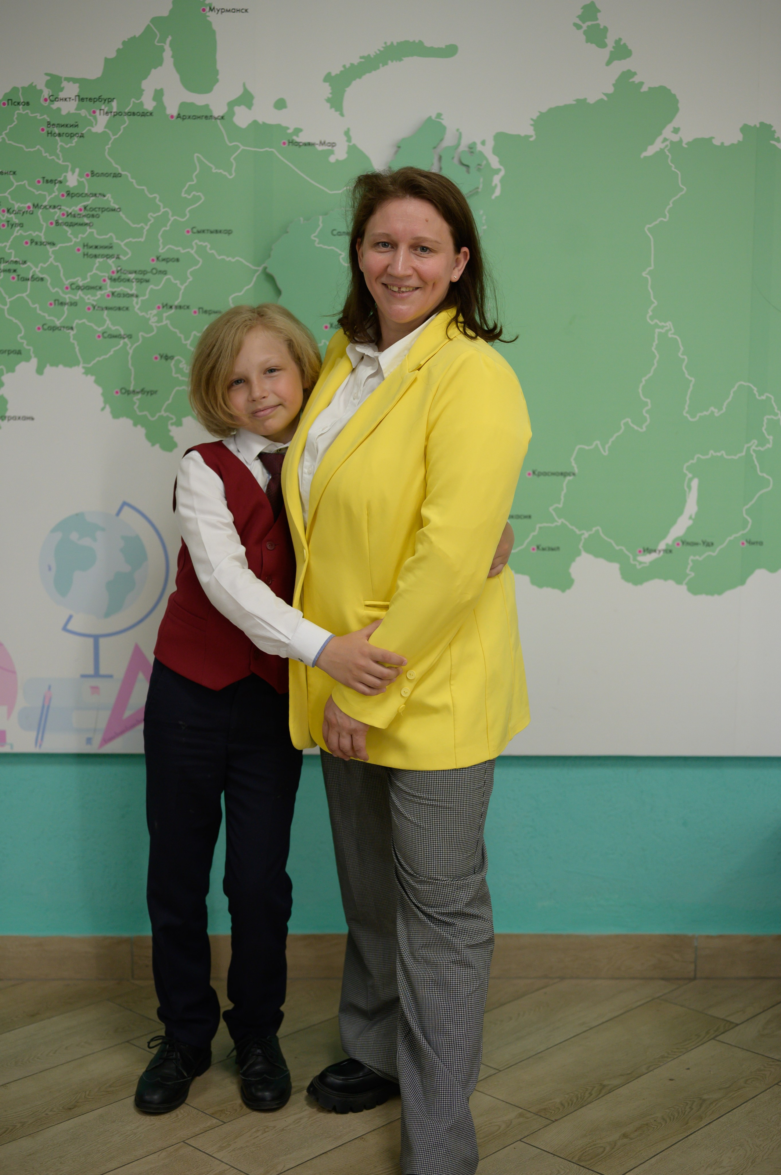 Выпускной 4Б гимназия № 16. Фотограф новорожденных, семейный детский в Тюмени Татьяна Морозова