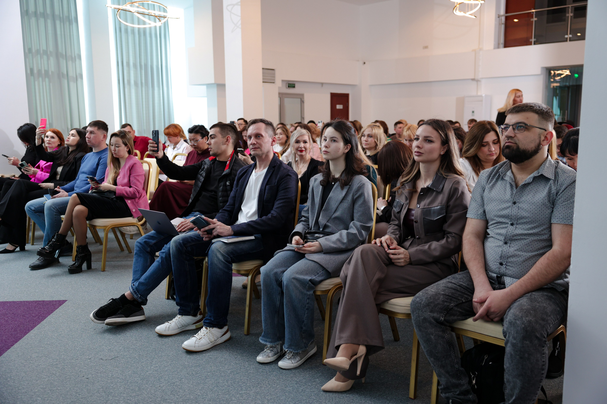 Конференция в Grand Hotel. Свадебный фотограф Астрахань