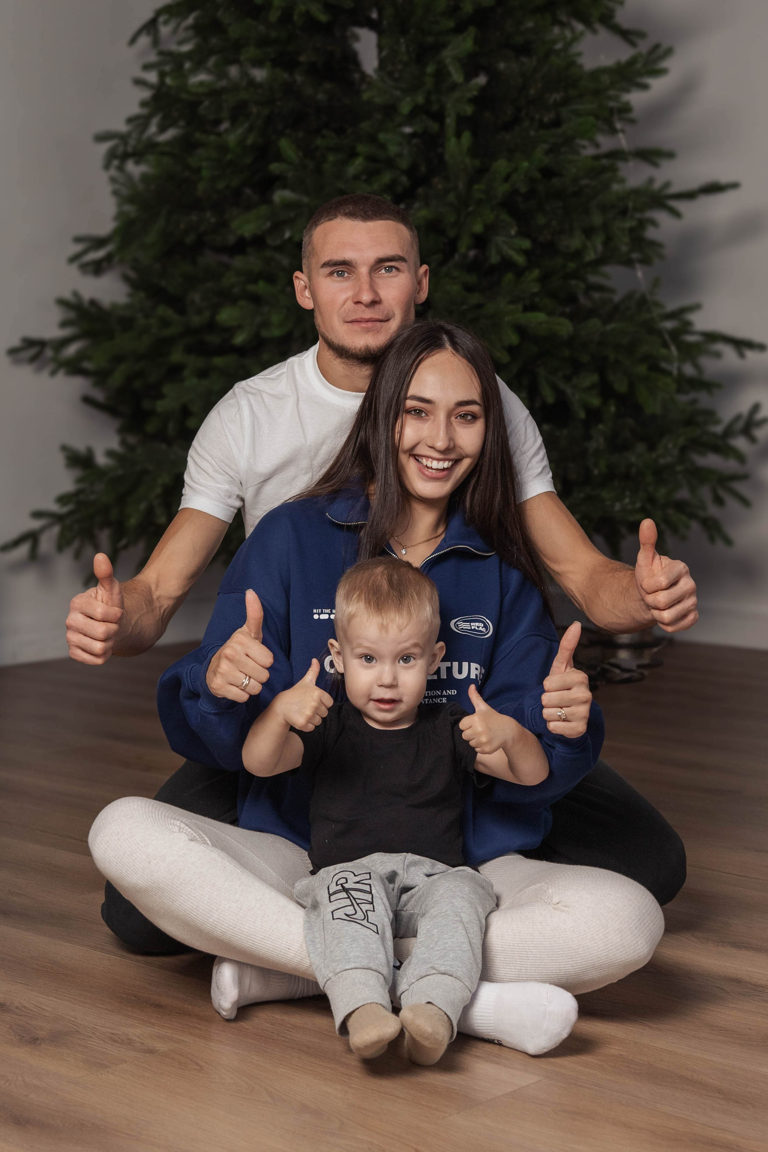 Разное. Меня зовут Михайлов Сергей, занимаюсь фото и видео г. Чебоксарах