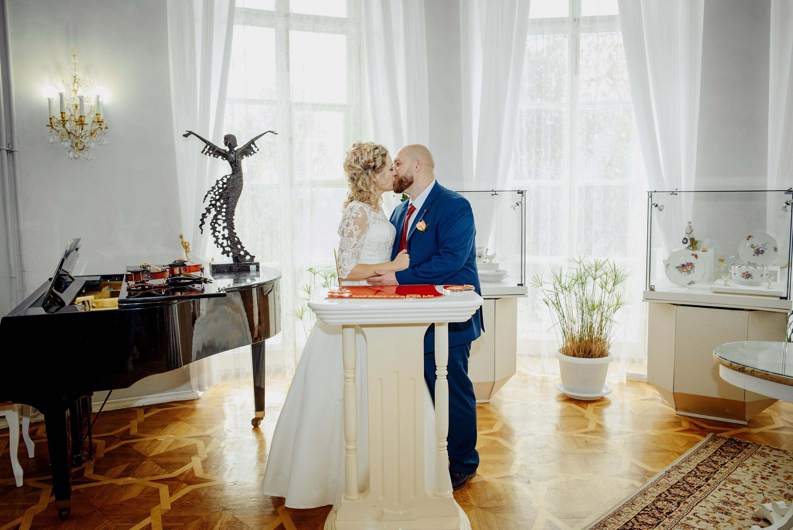 Юрий и Светлана. Королева Елена Свадебный и семейный фотограф в Туле