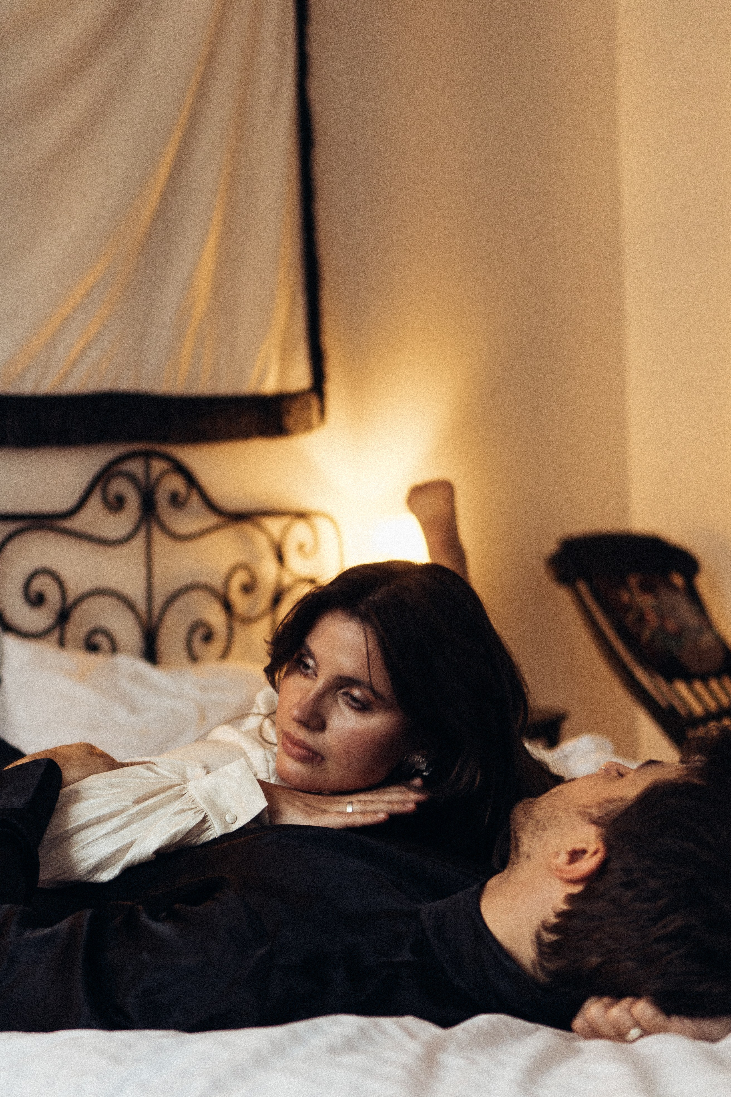 УТРО ЖЕНИХА И НЕВЕСТЫ В ПИТЕРСКОЙ КВАРТИРЕ И СЬЕМКА С СВАДЕБНЫХ ОБРАЗАХ. Профессиональный фотограф, Санкт-Петербург — Виктория Богомолова