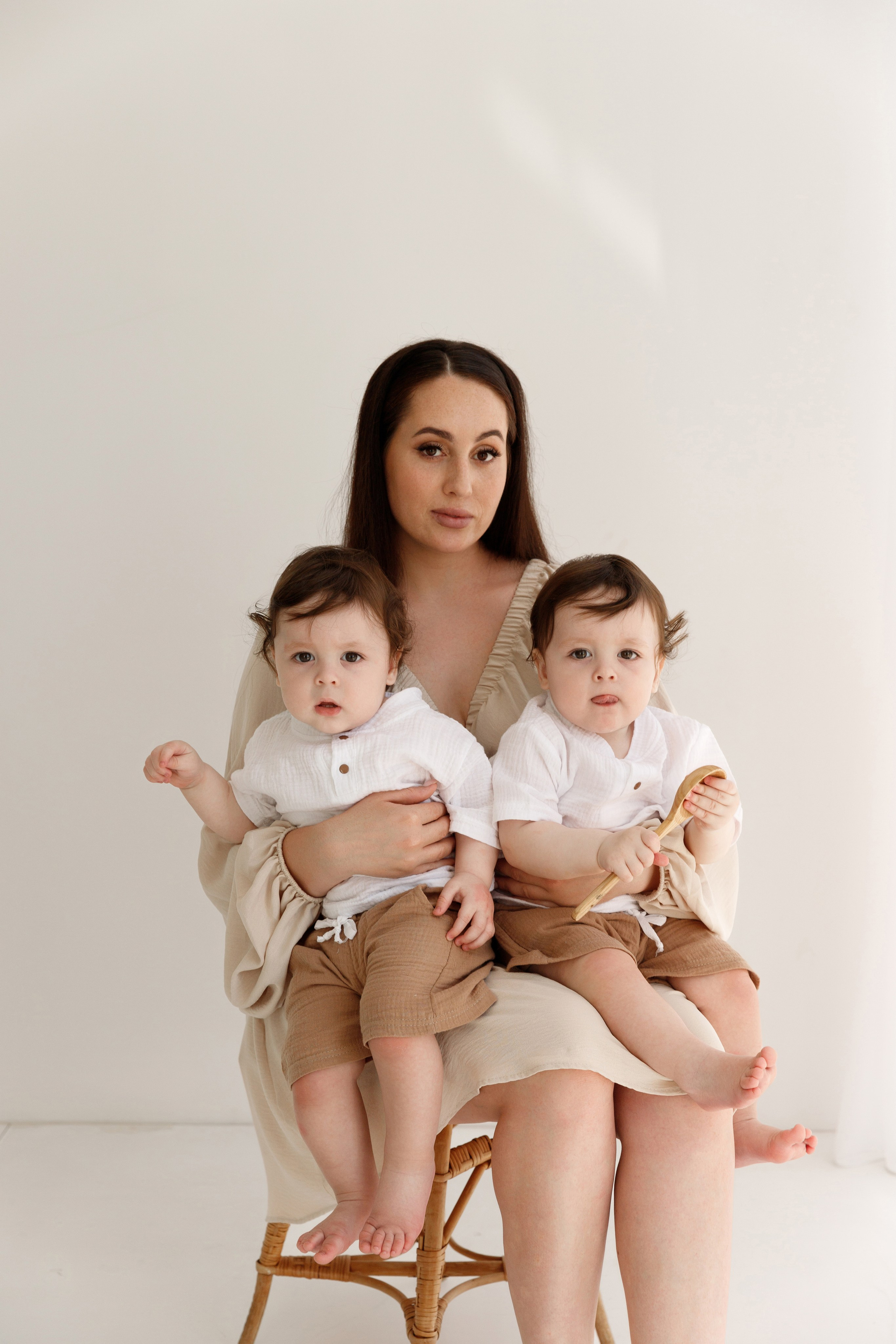 Близнецы Артём и Артур. Фотограф новорожденных Славянск-на-Кубани Куцевольская Екатерина