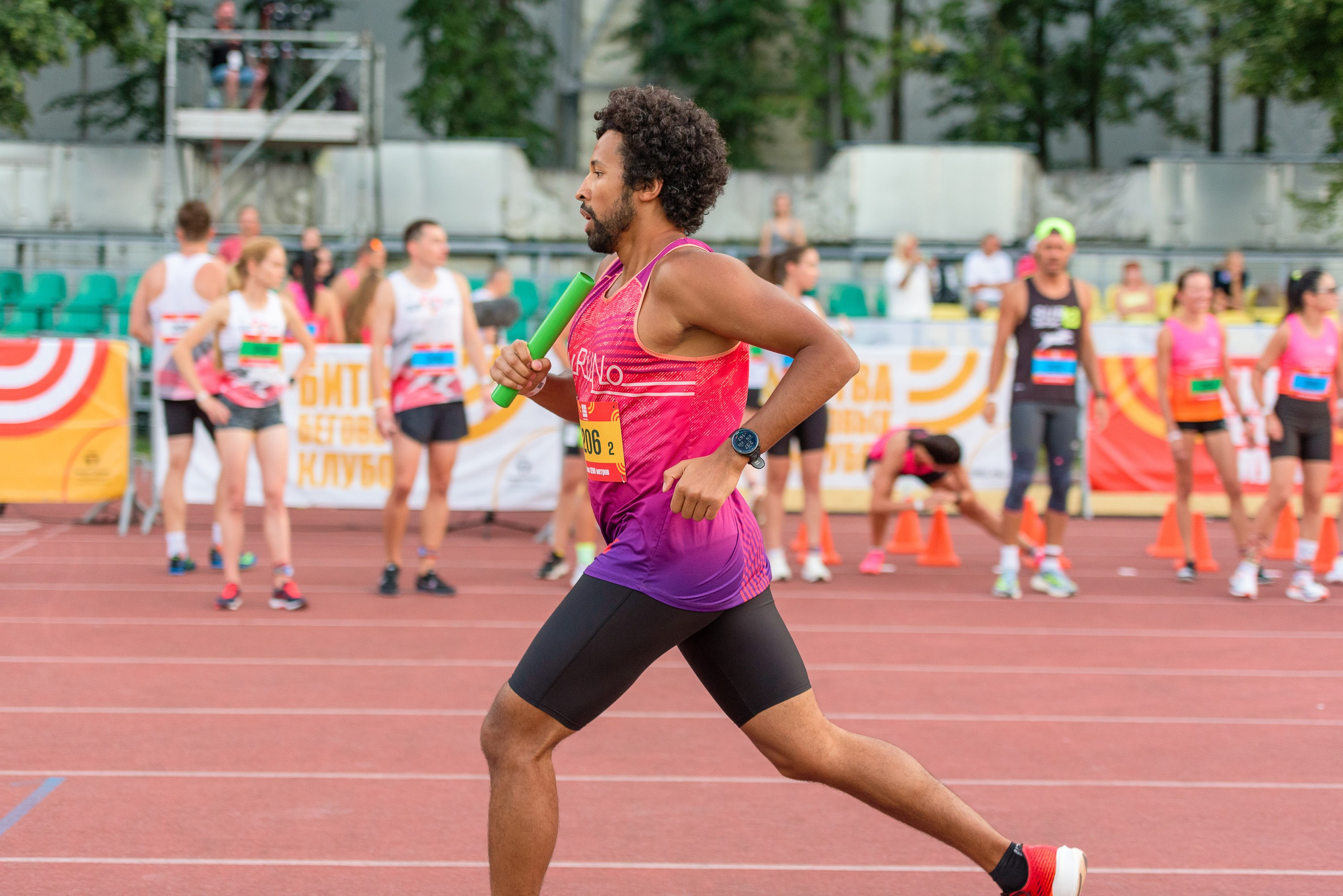 Битва беговых клубов. Репортажный фотограф Сергей Квартальнов