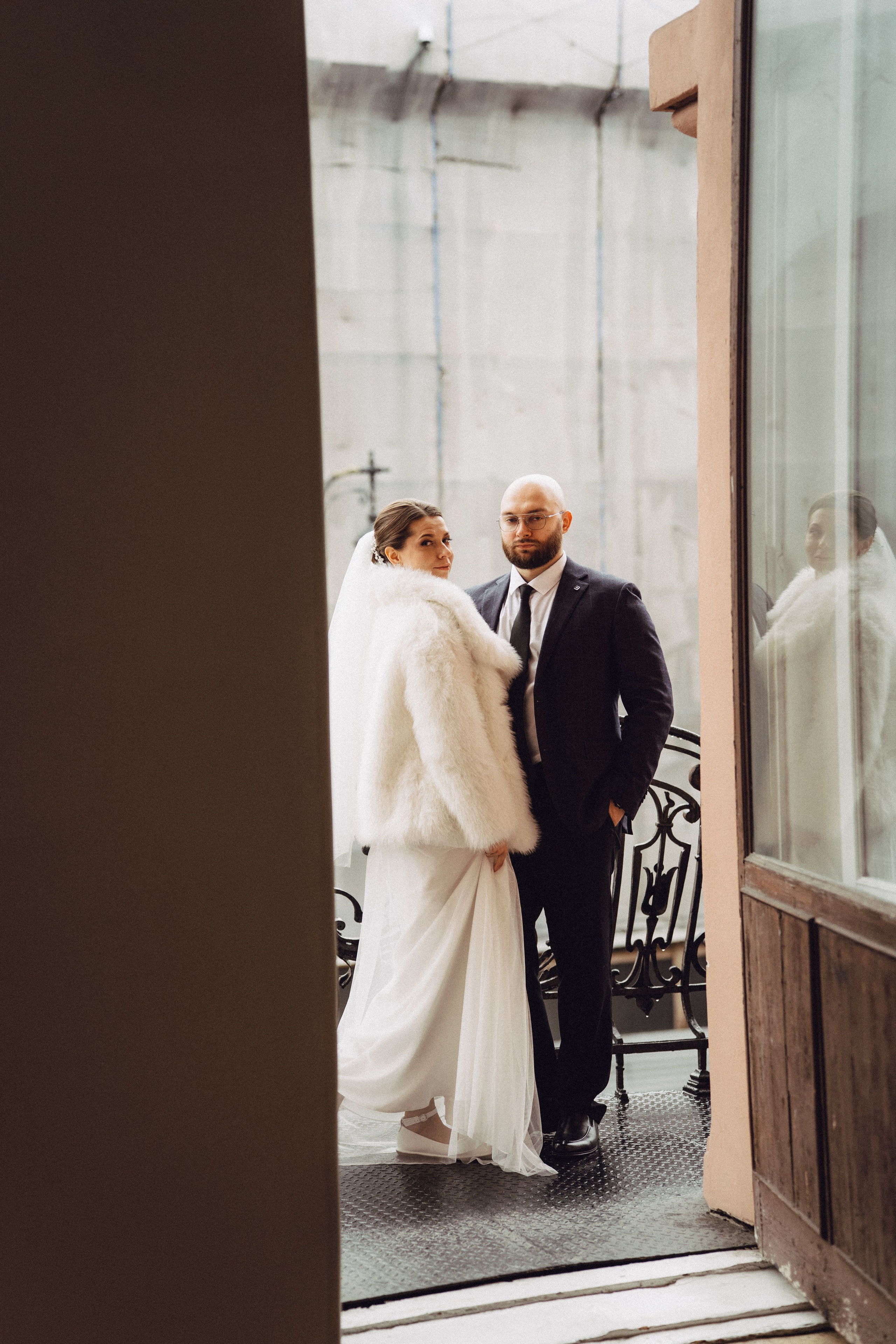 СВАДЕБНАЯ СЬЕМКА ВО ВТОРОМ ДВОРЦЕ (ДЕКАБРЬ) ТАКЖЕ СЬЕМКА В СТУДИИ НА ЧЕРНЫШЕВСКОЙ. Профессиональный фотограф, Санкт-Петербург — Виктория Богомолова