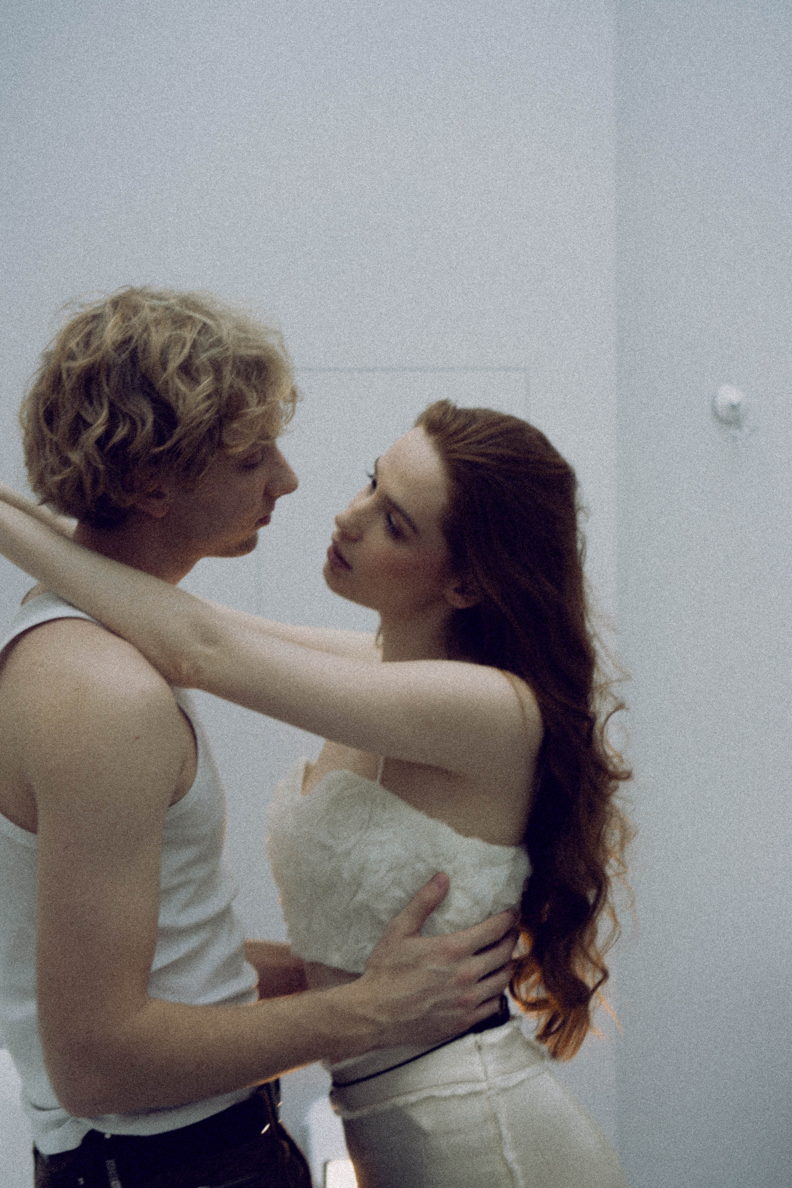 СВАДЕБНАЯ СЬЕМКА В ОТЕЛЕ. СБОРЫ ЖЕНИХА И НЕВЕСТЫ И ТАКЖЕ ТОР И ПОДГОТОВКА К ПРОГУЛКЕ. Профессиональный фотограф, Санкт-Петербург — Виктория Богомолова