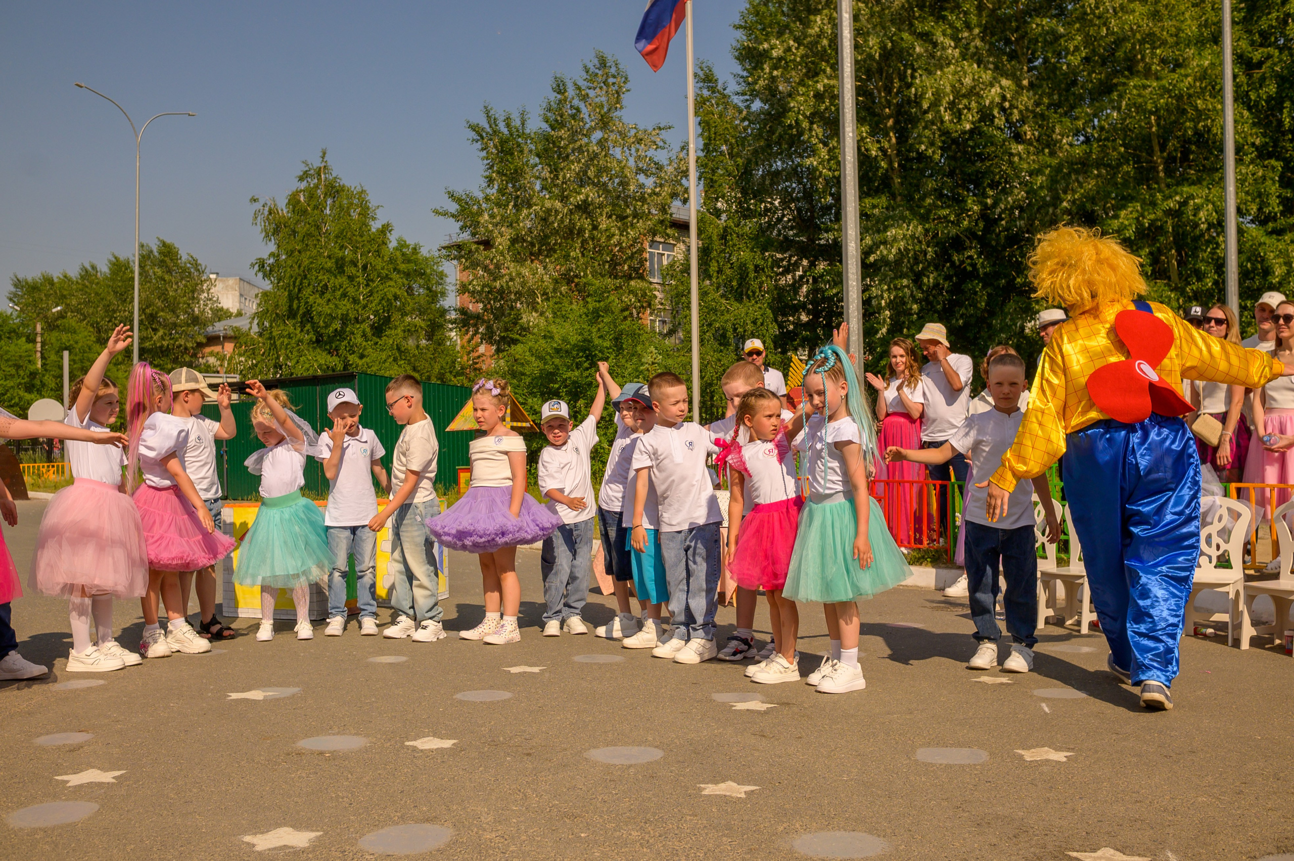 Репортаж выпускного группа «Фантазёры» 3 садик. Фотограф новорожденных, семейный детский в Тюмени Татьяна Морозова