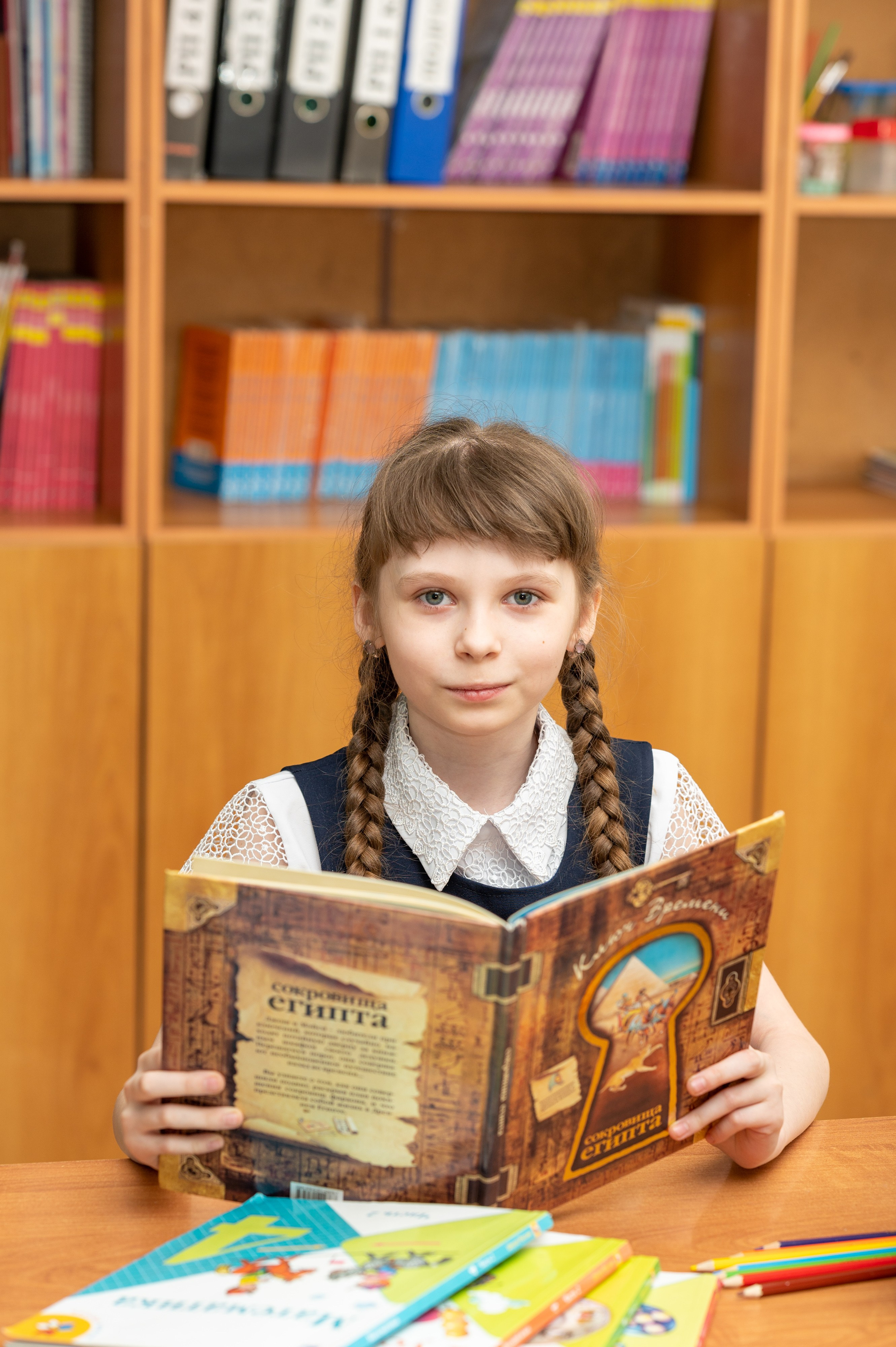 Школьная фотосессия в Туле. Портретный, семейный, свадебный фотограф. Бизнес, контент съёмка. Тула