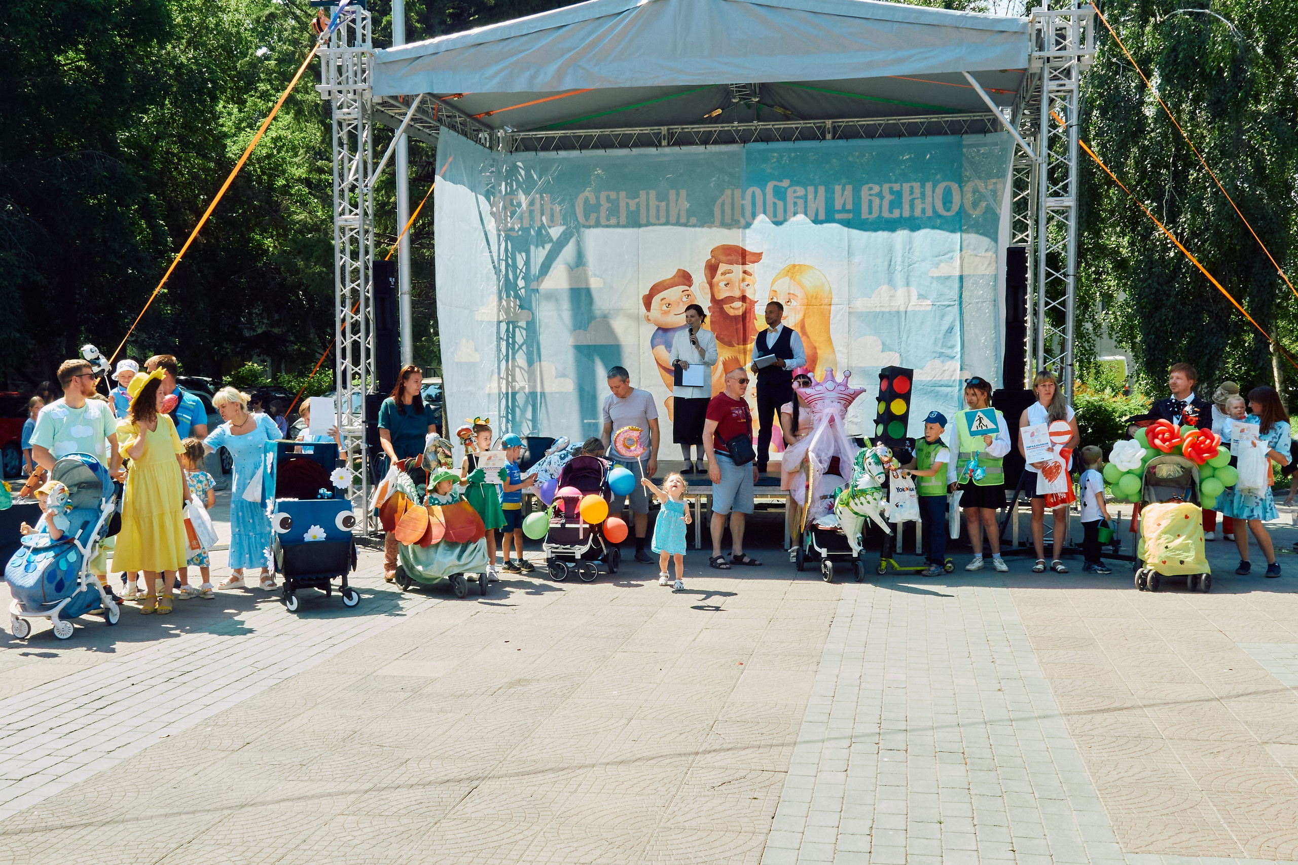 День семьи, любви и верности 2024. Фотограф Мероприятий Новосибирск