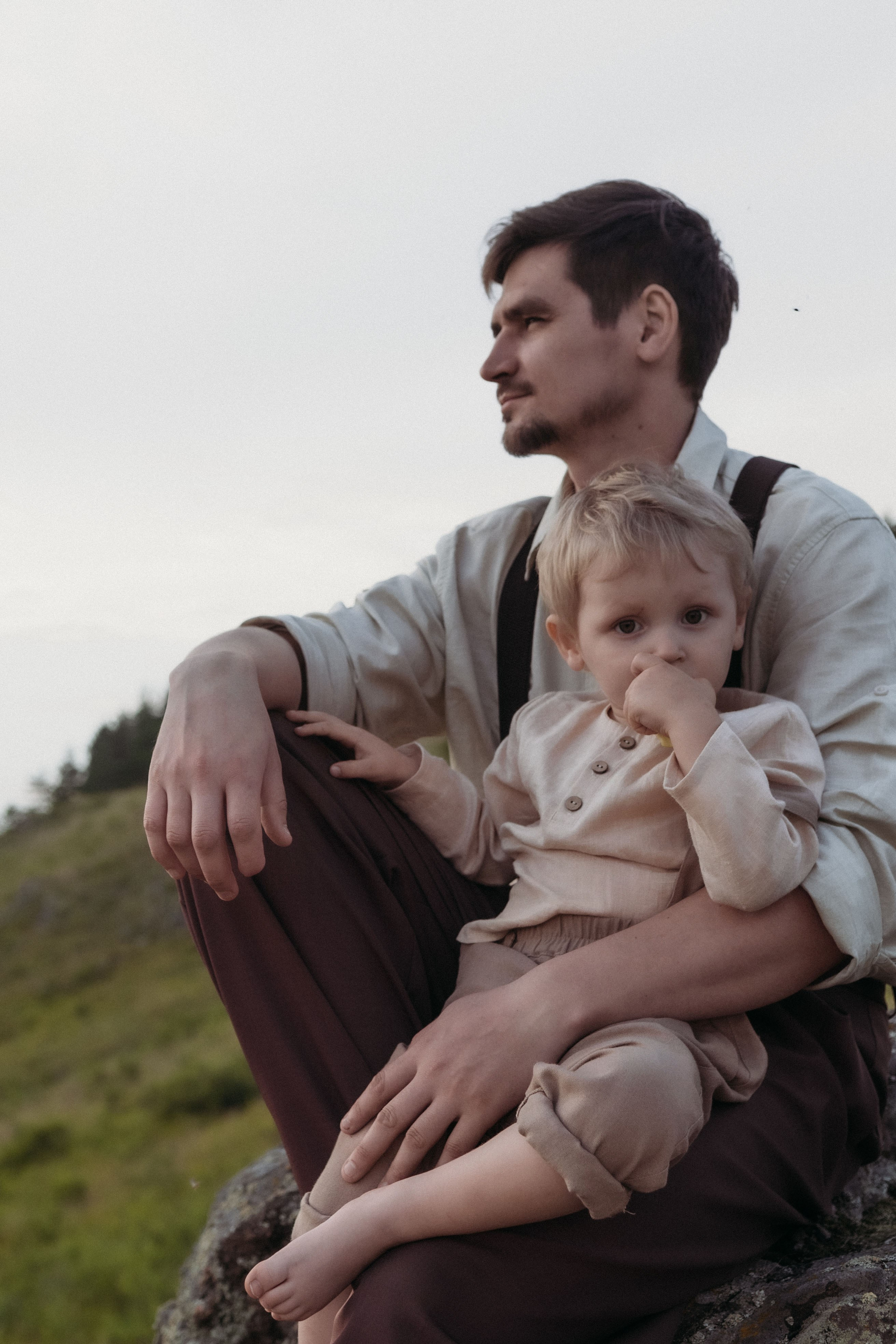 «Сказки холмов». Семейный фотограф в Екатеринбурге Всеволод и Марина Пономаревы