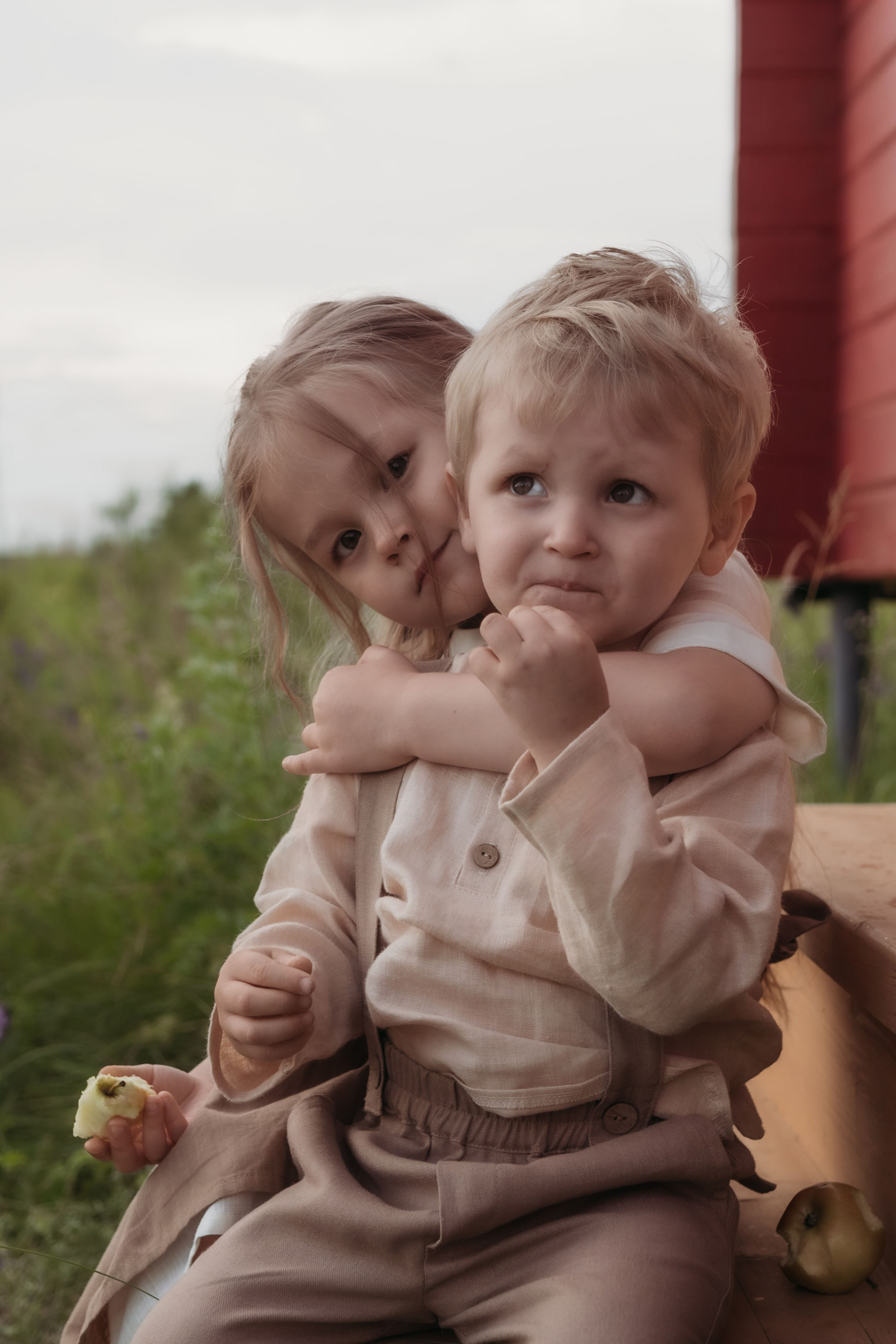 «Утро босиком». Семейный фотограф в Екатеринбурге Всеволод и Марина Пономаревы