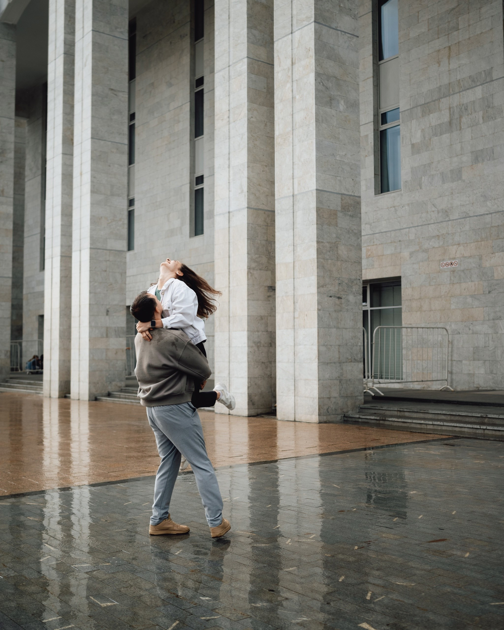Настя и Гриша. Непарадное в парадных