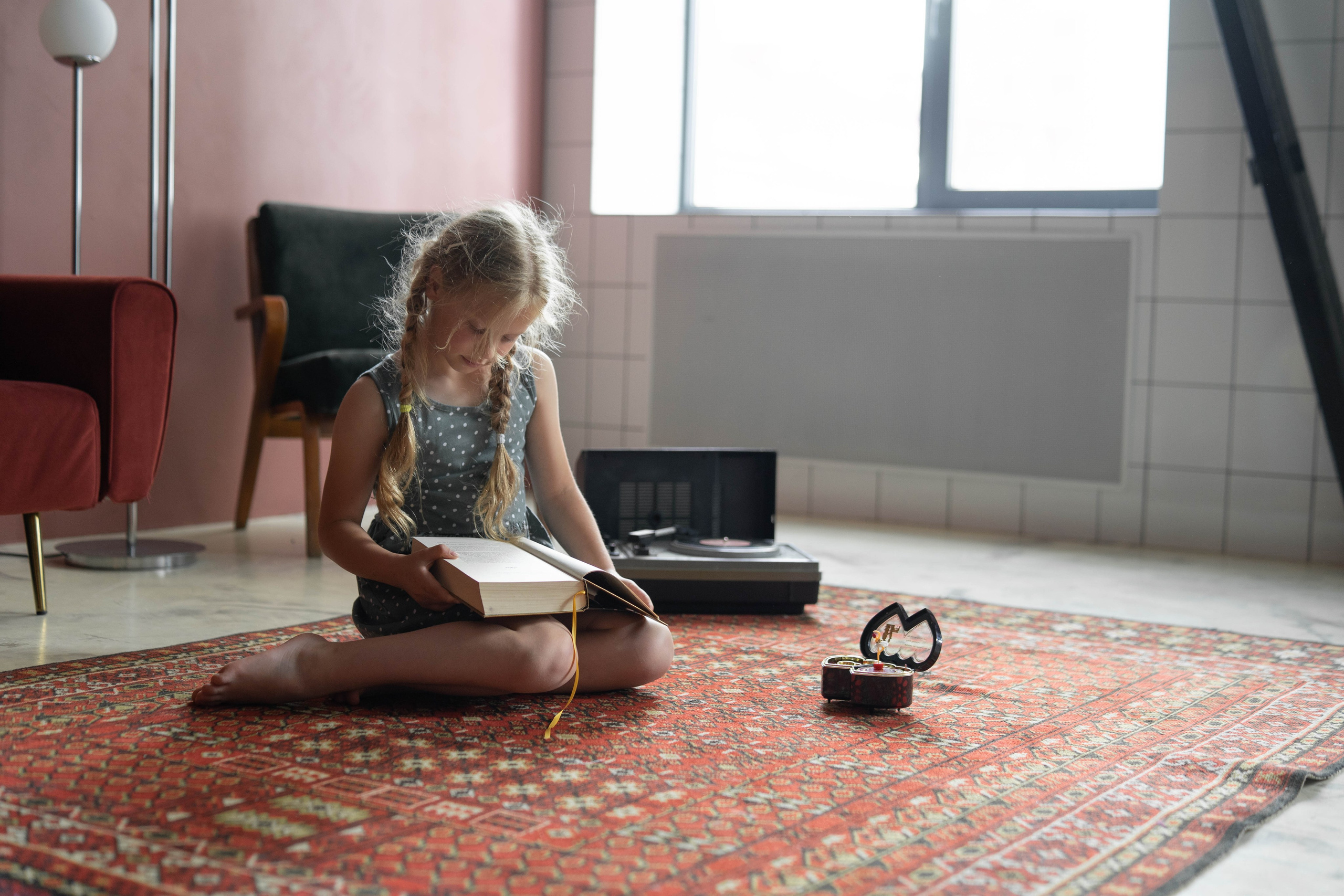 Dreams. Lifestyle photographer Turku. I catch emotions in the frame