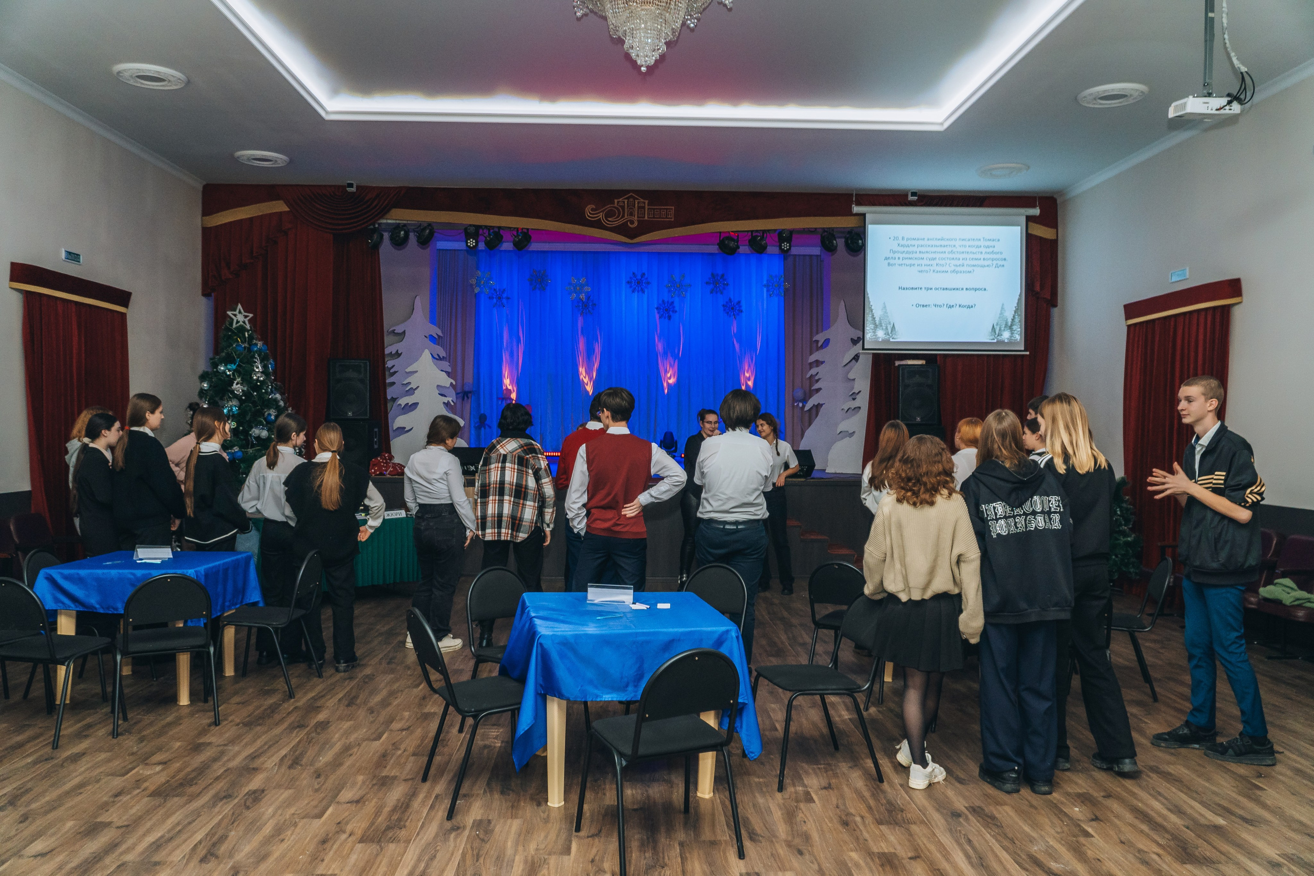 Что? Где? Когда?. Новотитаровский Дом культуры