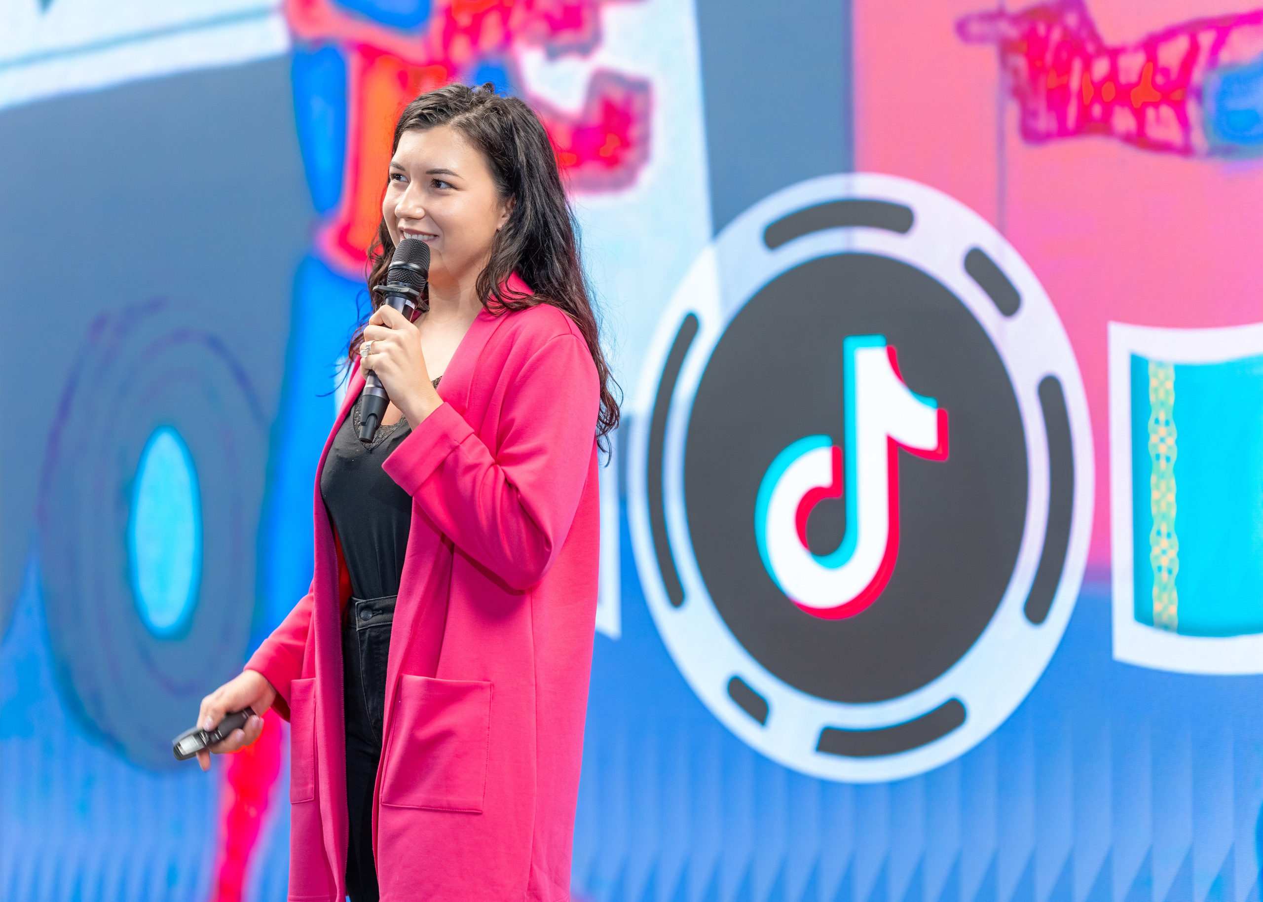 PovConf. Фотограф Дмитрий Алехин. Репортажная съемка мероприятий в Москве