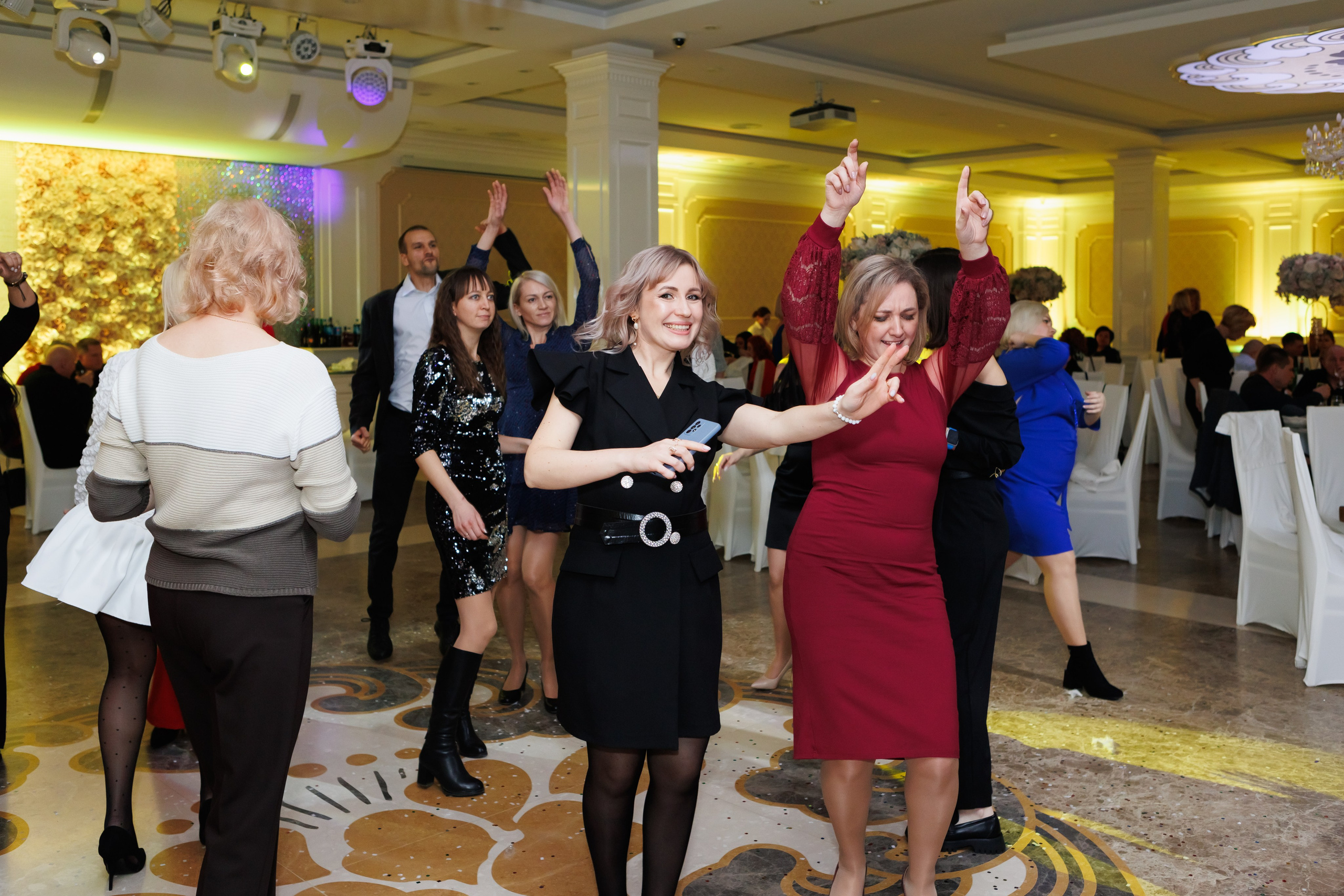 Яблоко — корпоратив. Свадебный фотограф, фотосъемка в Крыму, Севастополе, Симферополе, Ялте