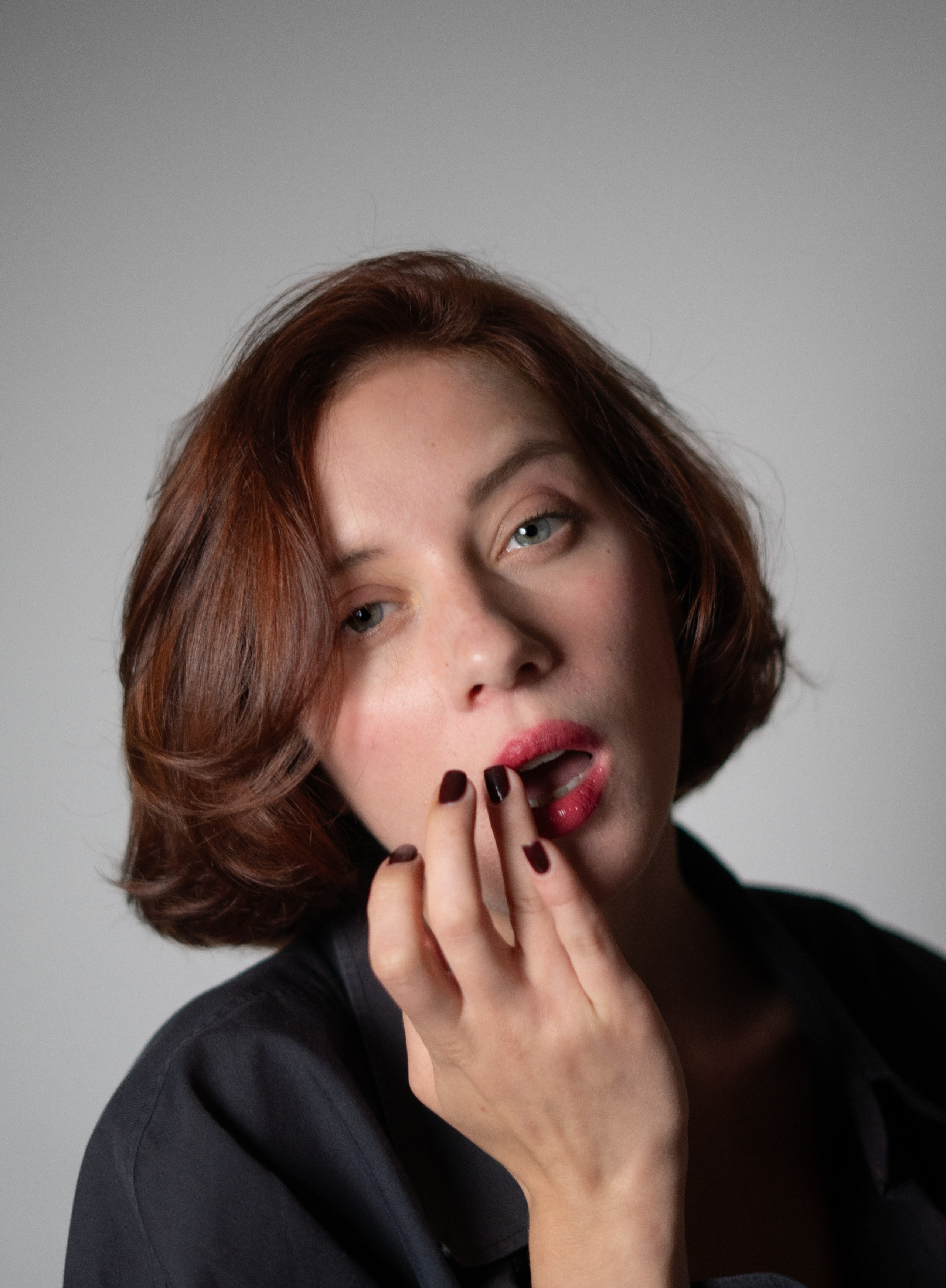 Des millions pour vos bombes des miettes pour nos vies. Фотограф Париж / Photographer Paris