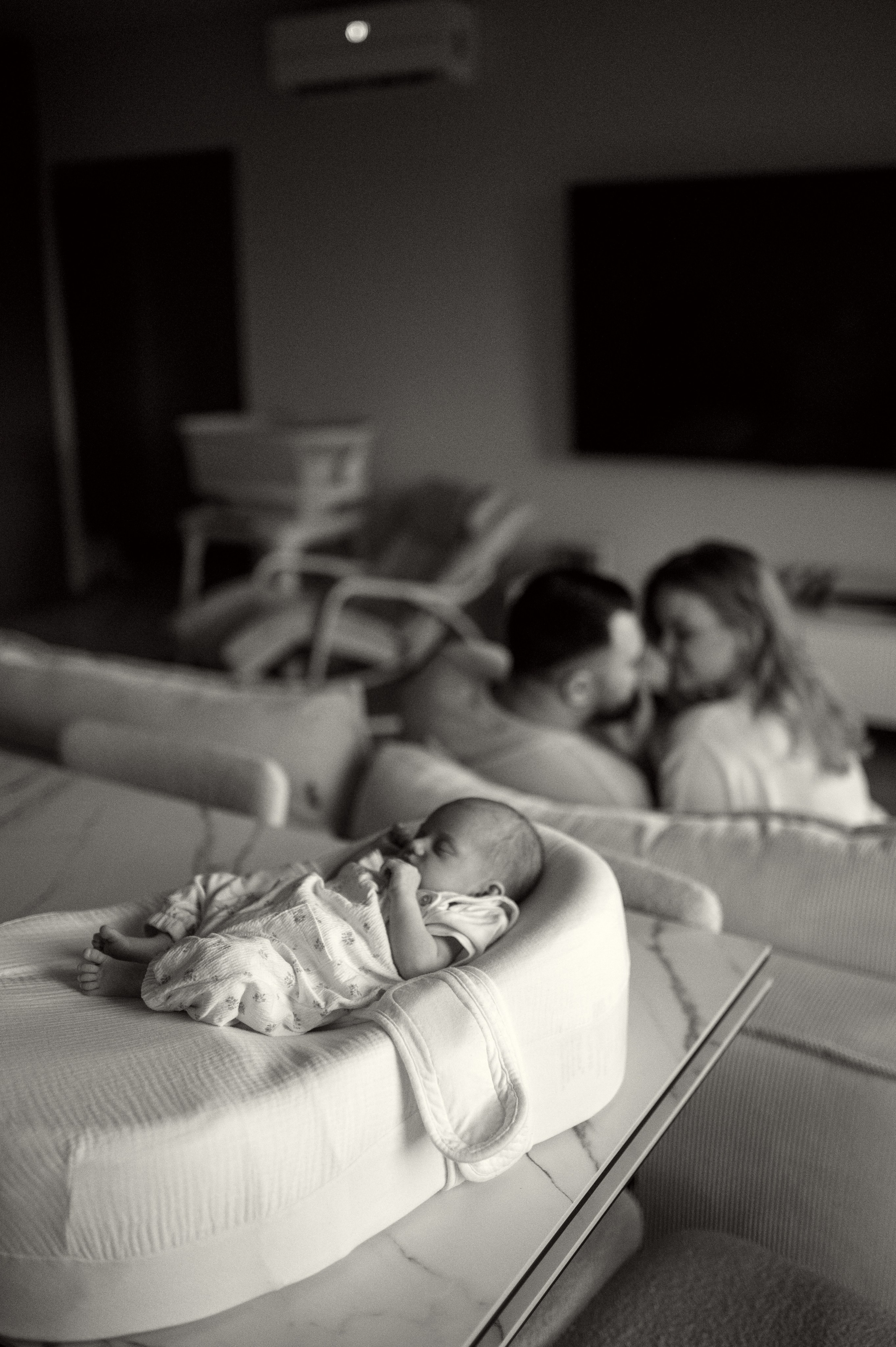 Ньюборн фотосессия в стиле лайфстайл Москва. Семейная фотосессия Бутово Москва фотограф Алина Морщагина