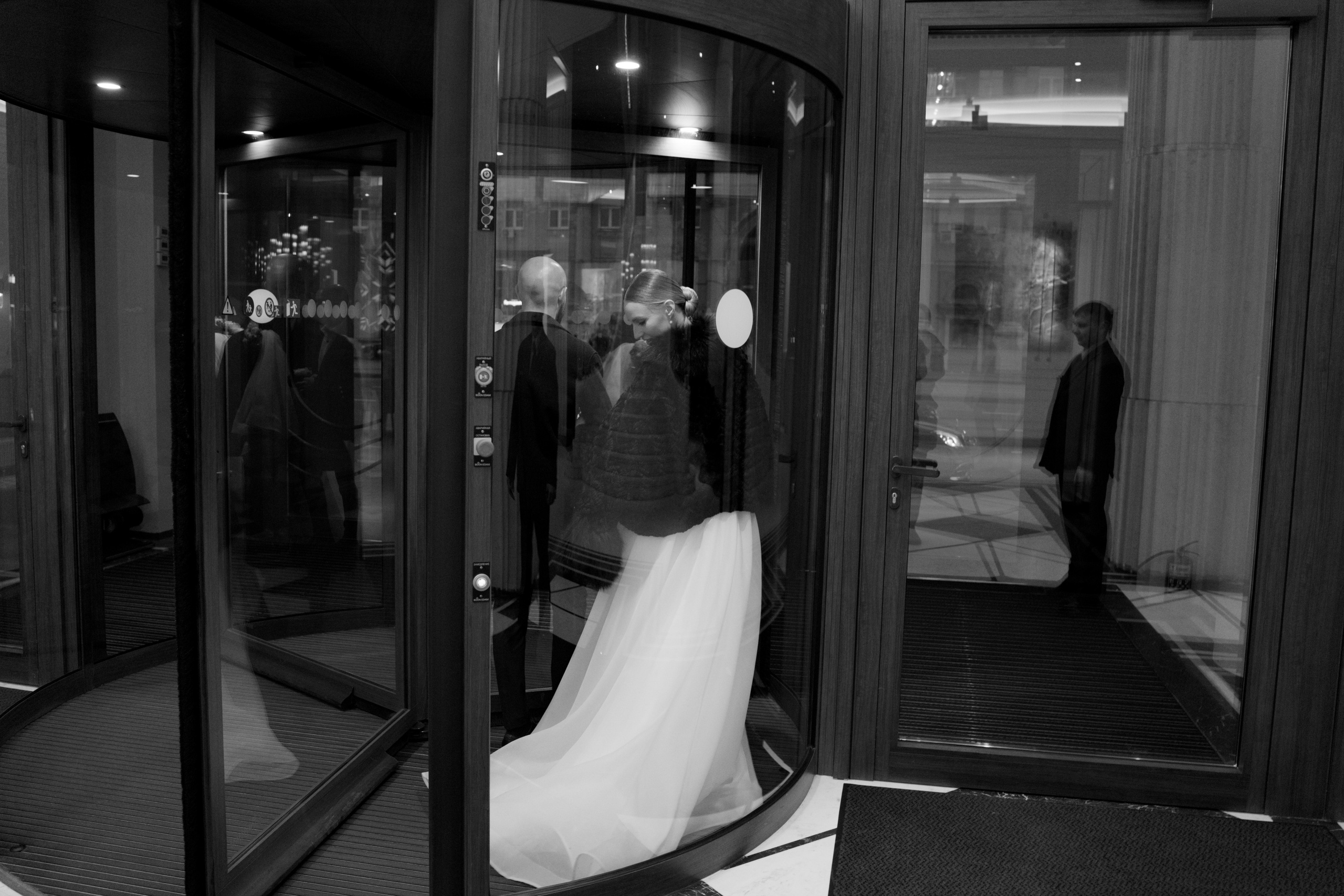 Марриот и грибоедовский загс. Свадебный фотограф Губина Марина