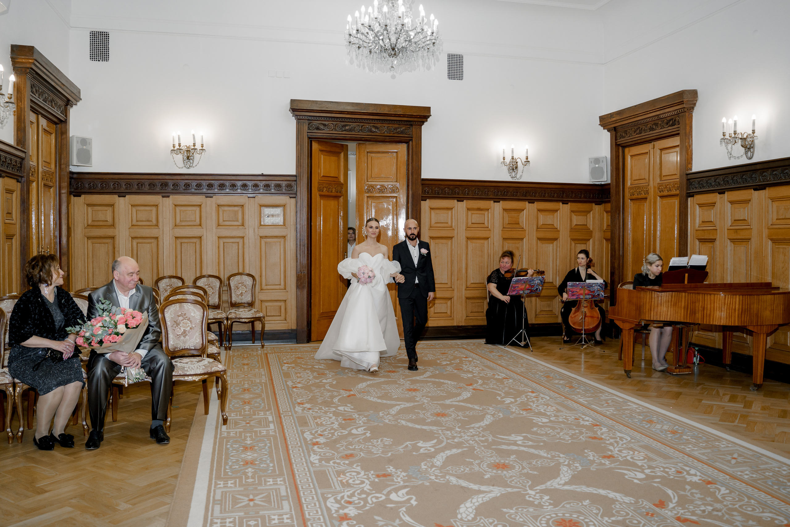 Марриот и грибоедовский загс. Свадебный фотограф Губина Марина
