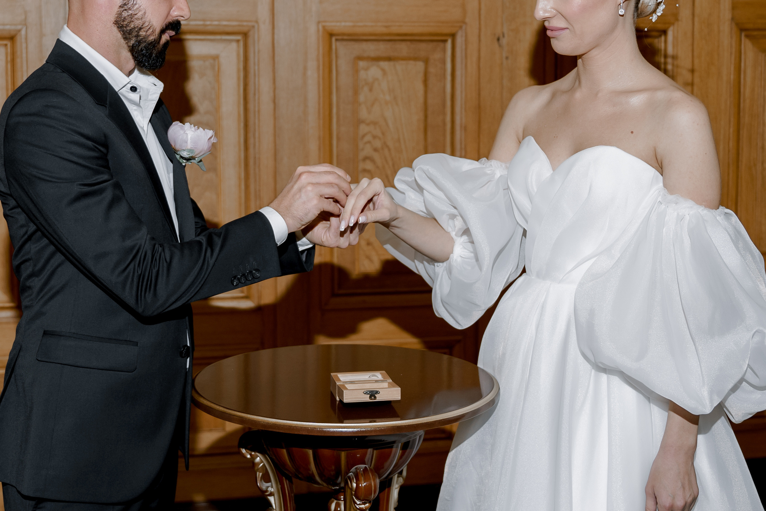 Марриот и грибоедовский загс. Свадебный фотограф Губина Марина