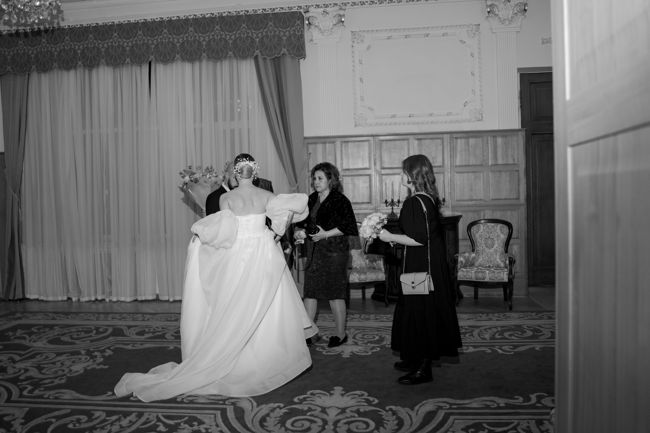 Марриот и грибоедовский загс. Свадебный фотограф Губина Марина