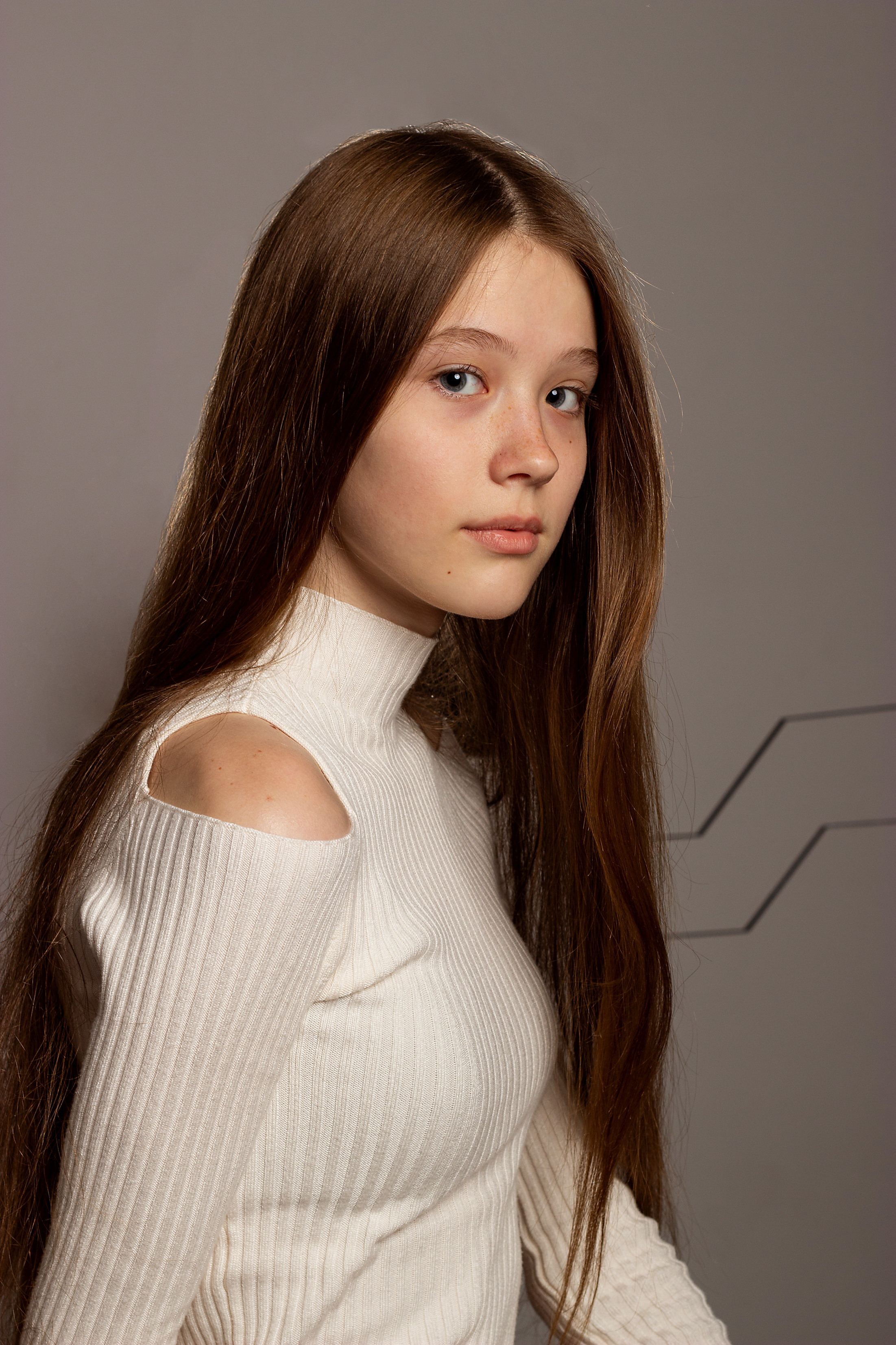 Школьная фотосессия в Омске. Выпускники. 4 класс. Фотосессия для выпускного альбома в Омске. Школьный фотограф в Омске. Фотограф Наталья Стаг в Омске. Фотографирую в разных стилях в разных студиях, а так же в школах и садах. Печатаю выпускные фотоальбомы