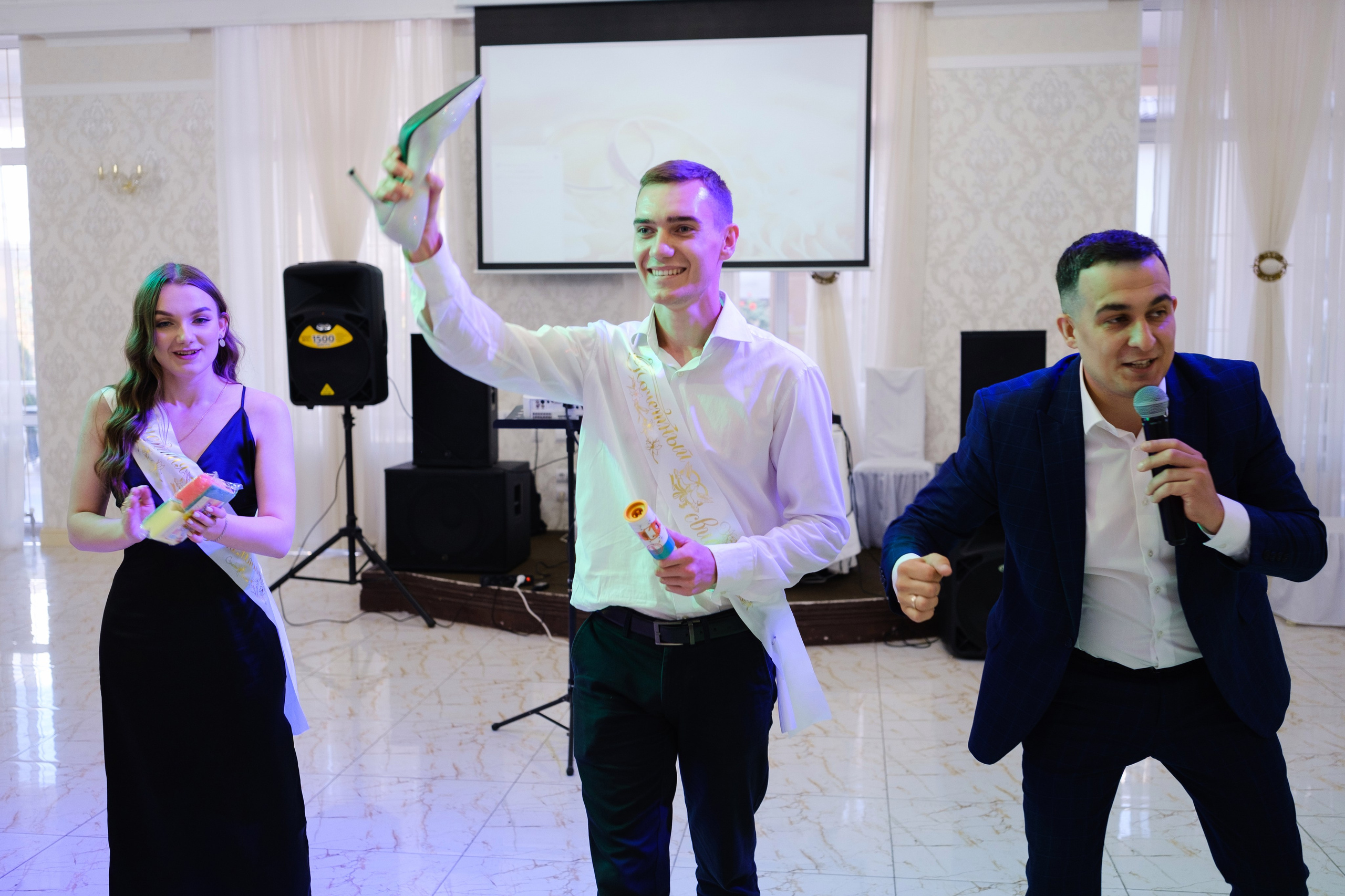 Дмитрий и Дарья. Свадебный фотограф | репортаж | праздники | крещение