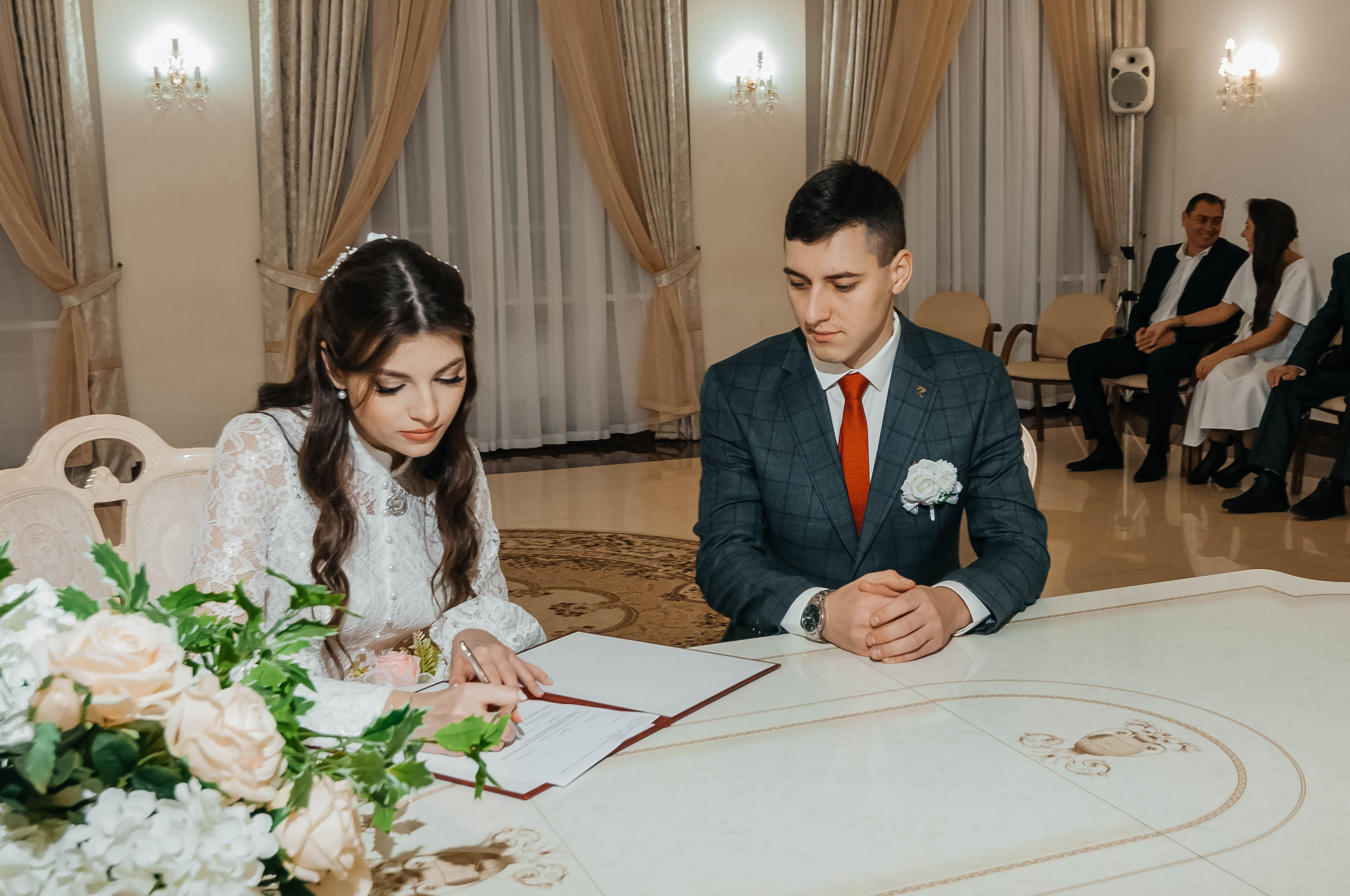 Съёмка росписи Анастасии и Вадика в Ярославле. Свадебный и семейный фотограф г. Ярославль Савинская Анастасия