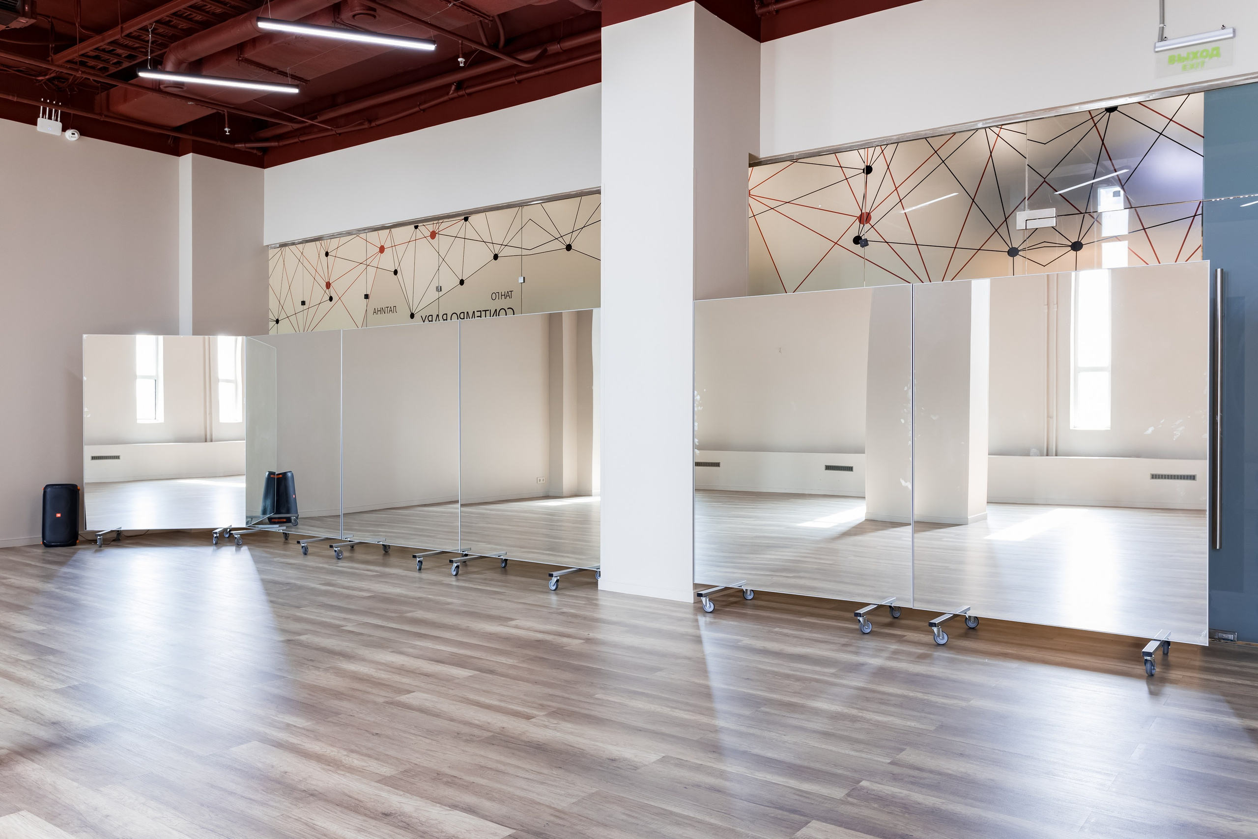 Школа танцев Liberty dance. Интерьеры, Контент, Портреты | Фотограф в Москве Дани Терно