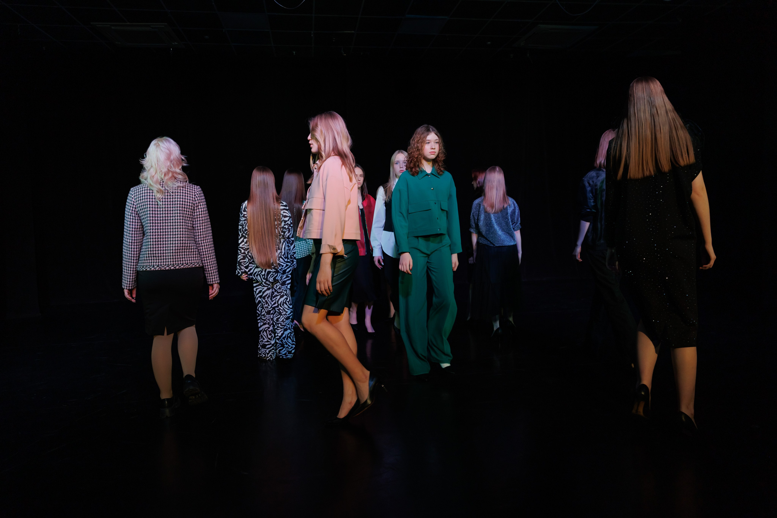 Показ коллекций Новосибирских дизайнеров для Fly Production. Фотограф Новосибирск — Наталья Гресь