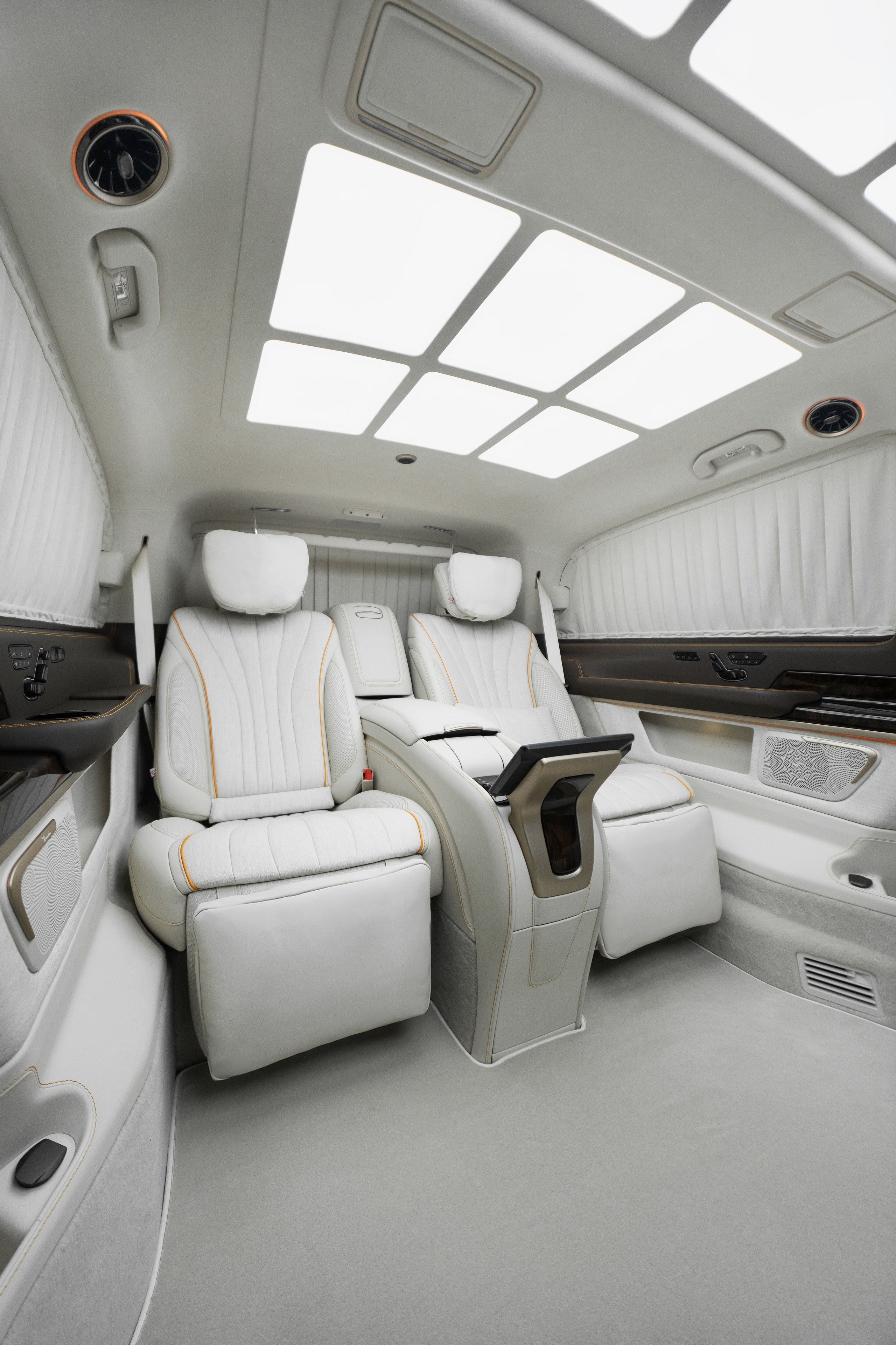 Mercedes-Benz V-Class. Автомобильный фотограф Светлана Усова