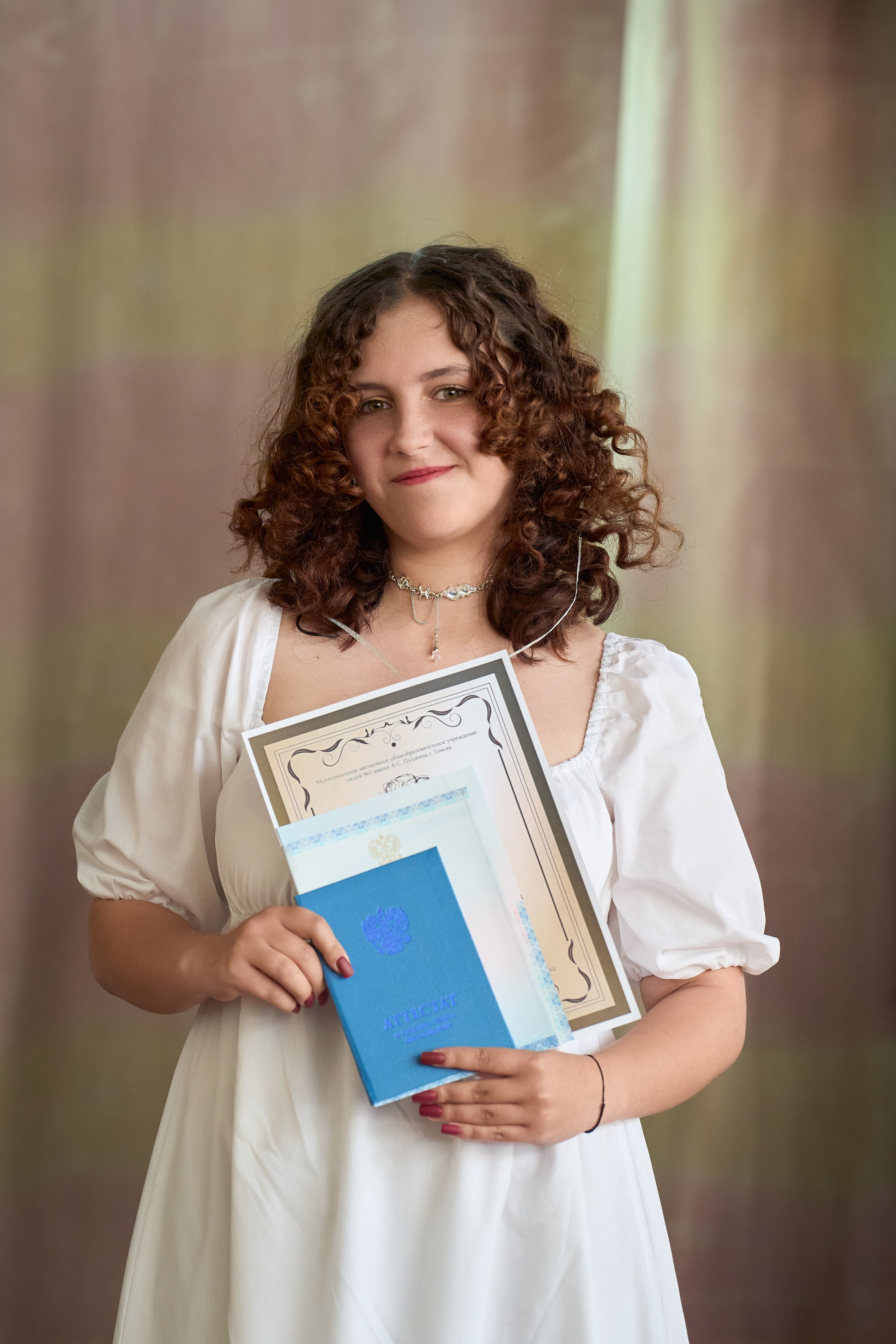 Вручение аттестатов 11 класс. Репортажный и портретный фотограф в Томске Ларионов Артём