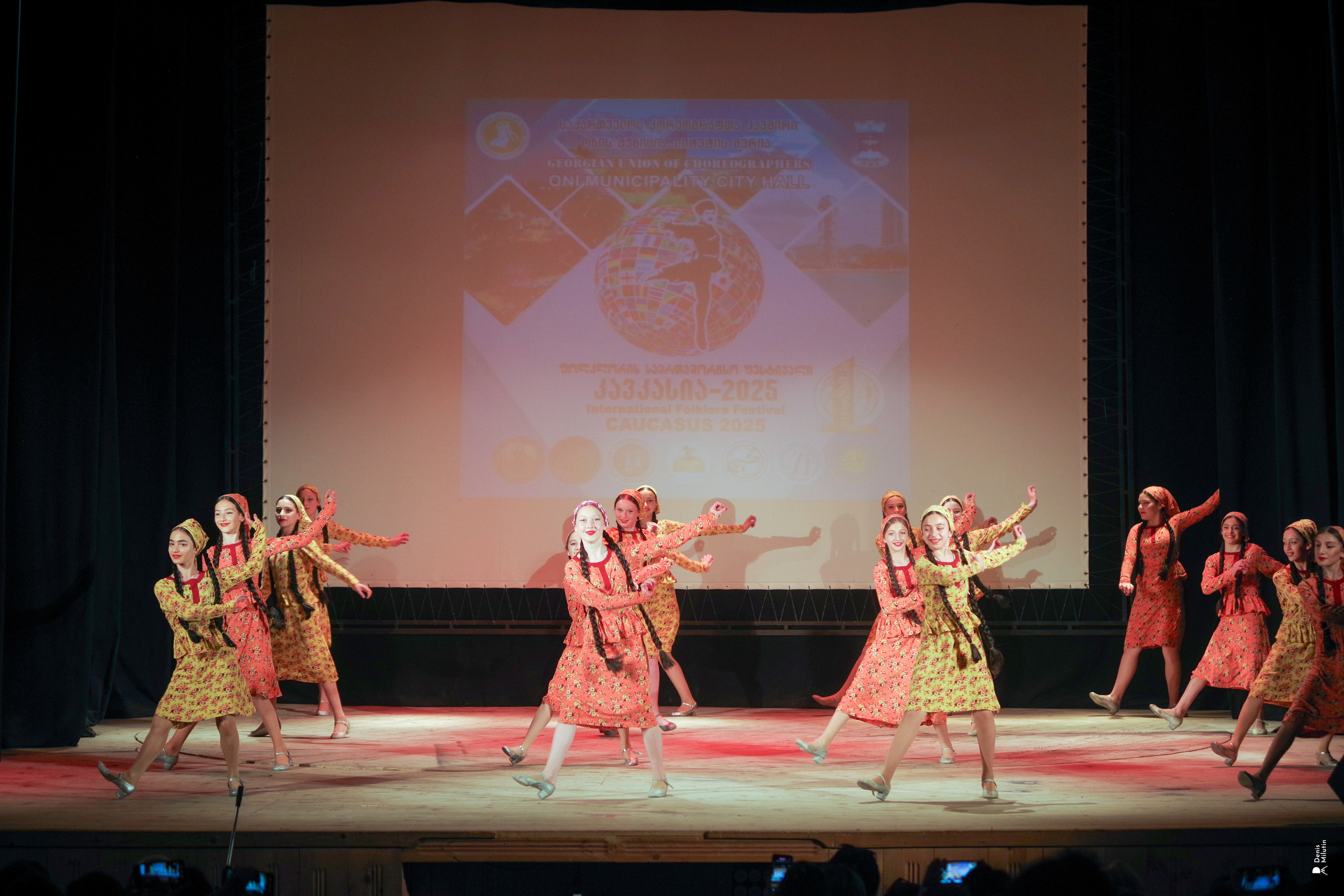 Танцы в прекрасном Они. Портретный фотограф Денис Милютин