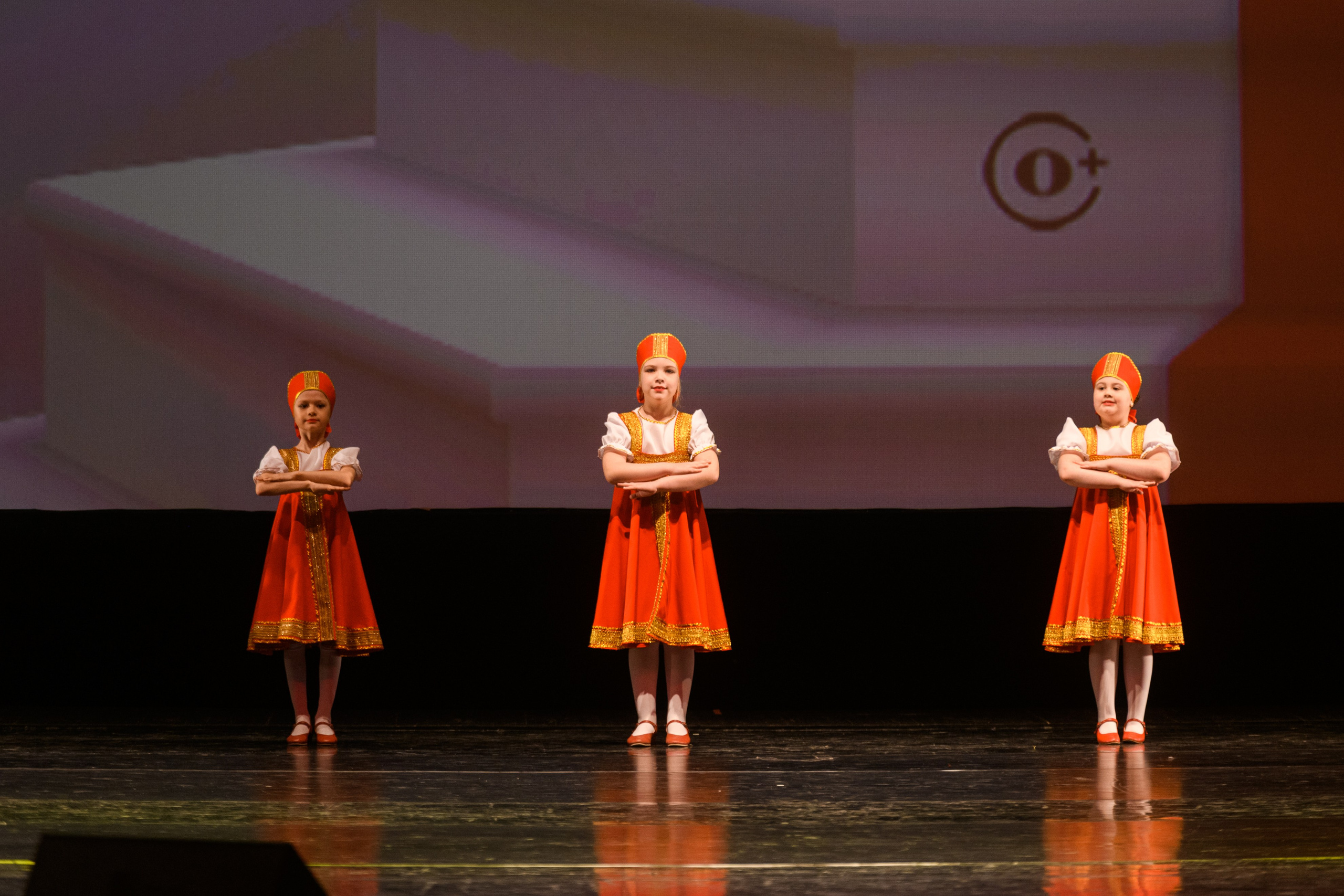 23 апреля, часть 1, БКЗ Октябрьский, г. Санкт-Петербург. Золотое яблочко