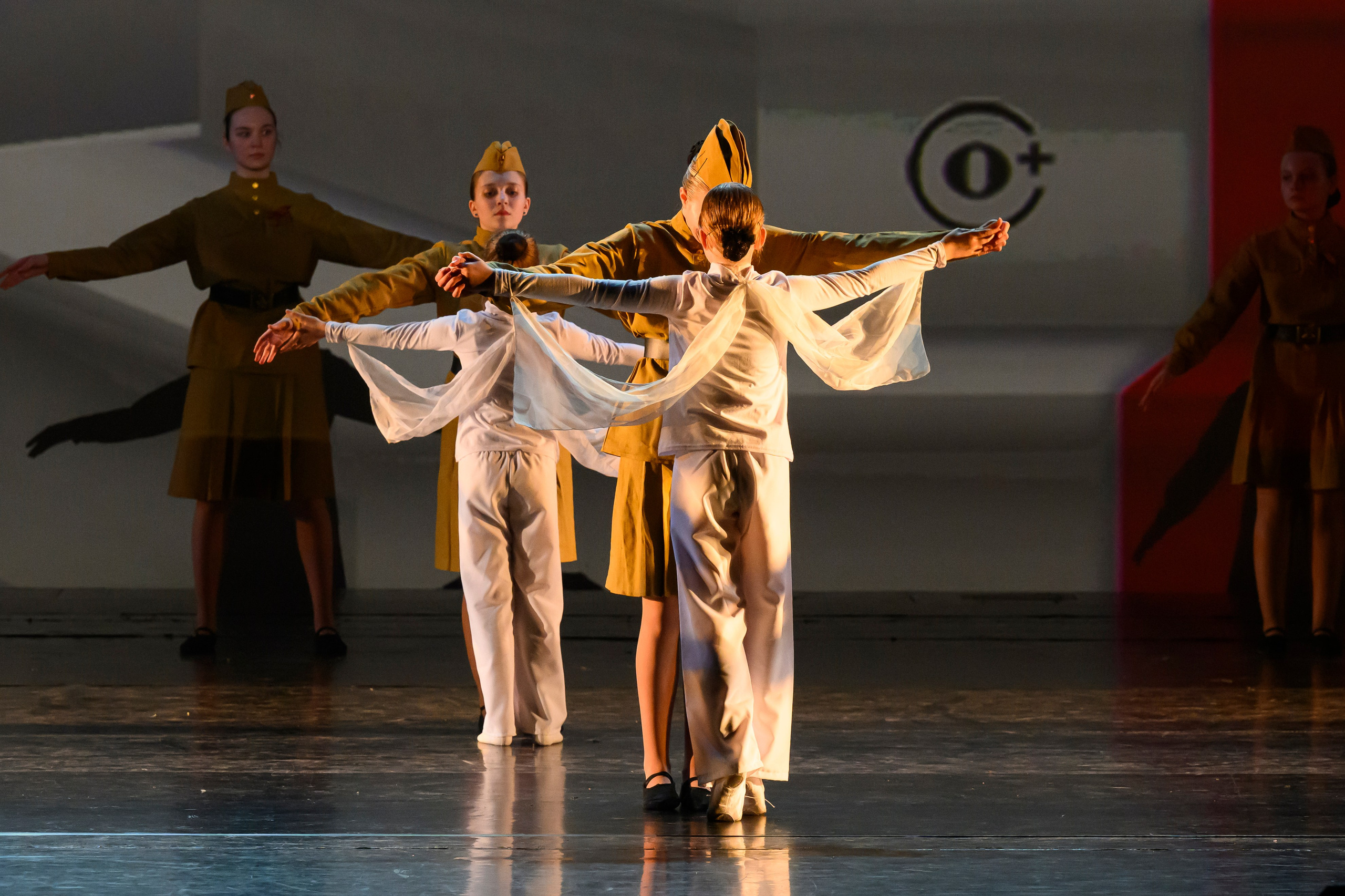 23 апреля, часть 2, БКЗ Октябрьский, г. Санкт-Петербург. Золотое яблочко