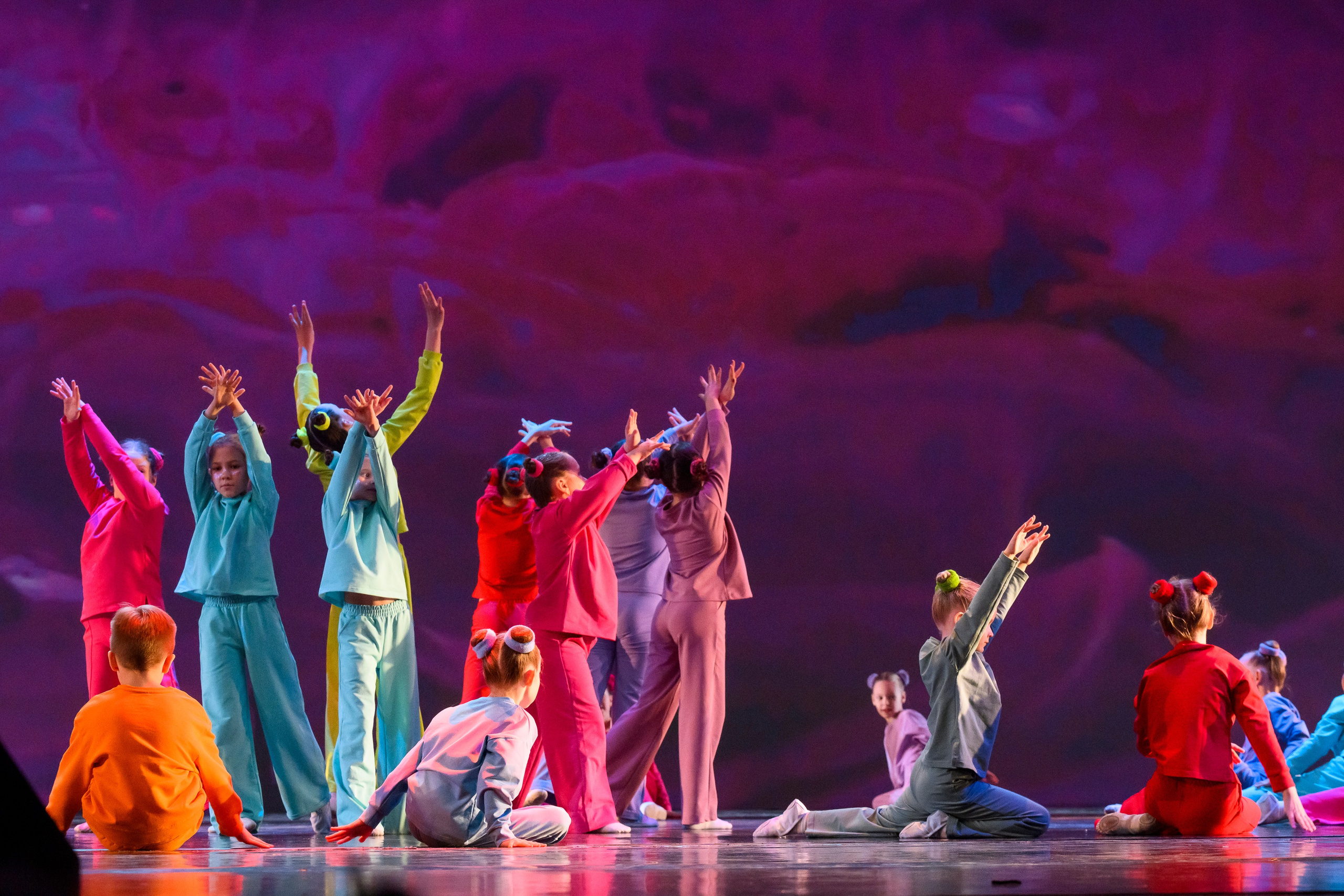 23 апреля, часть 2, БКЗ Октябрьский, г. Санкт-Петербург. Золотое яблочко