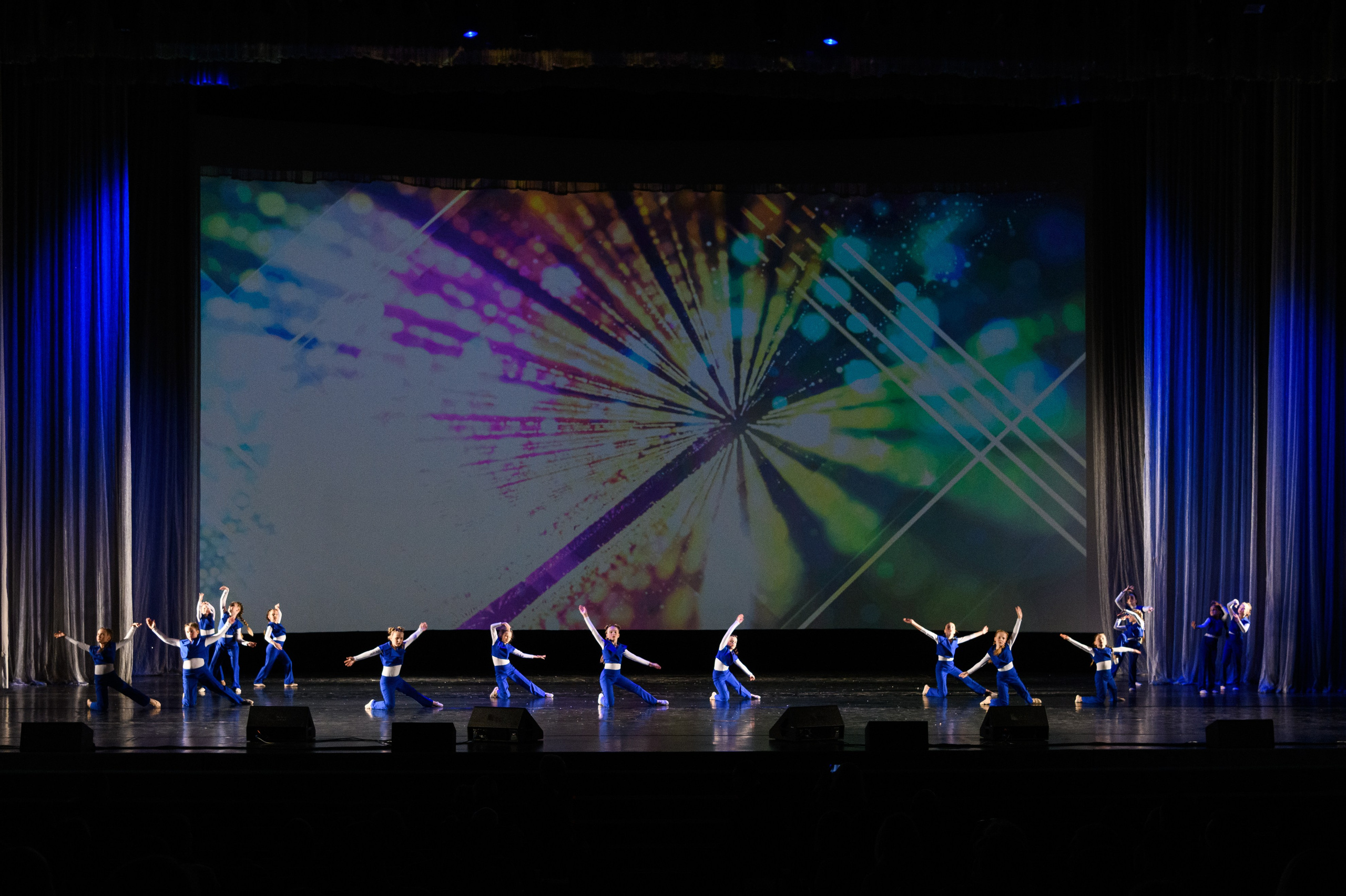 23 апреля, часть 2, БКЗ Октябрьский, г. Санкт-Петербург. Золотое яблочко