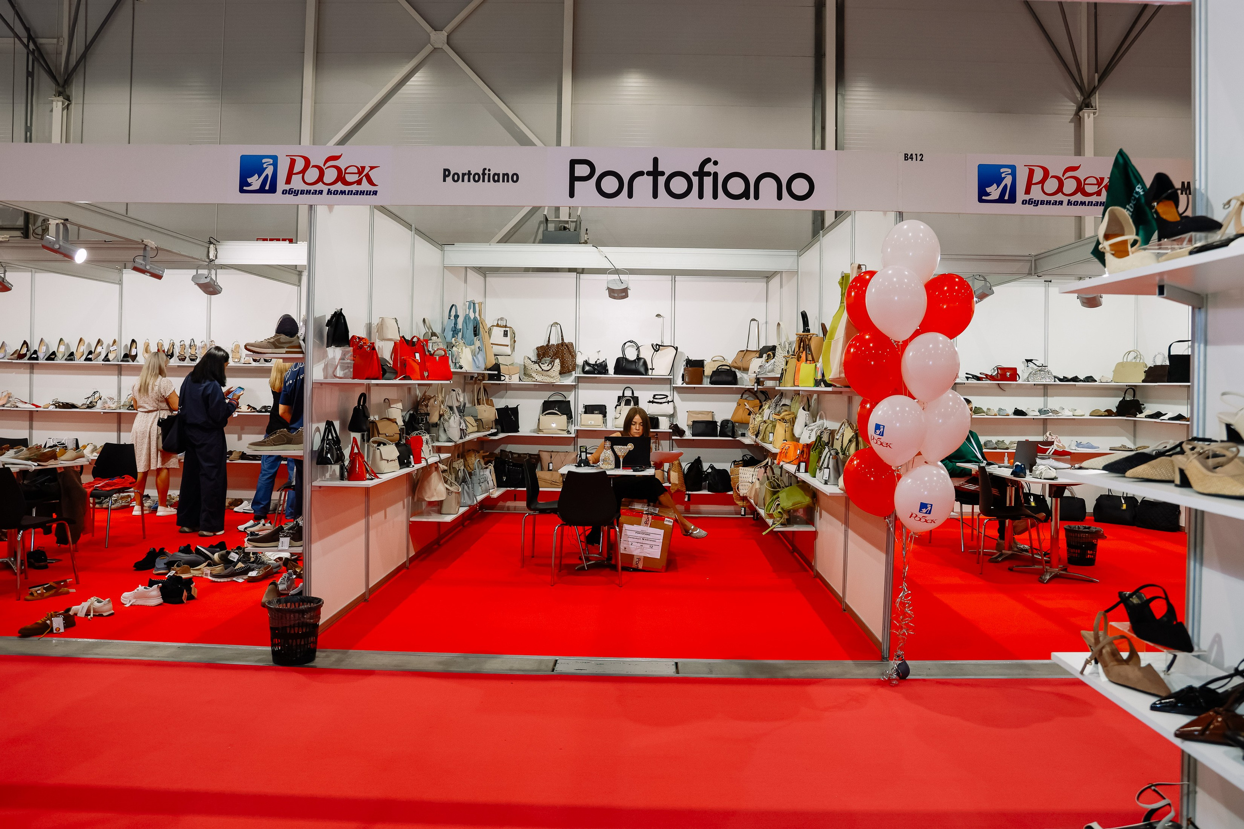 Обувная выставка Shoesstar в Экспоцентре. Фотограф Юлия Мальцева