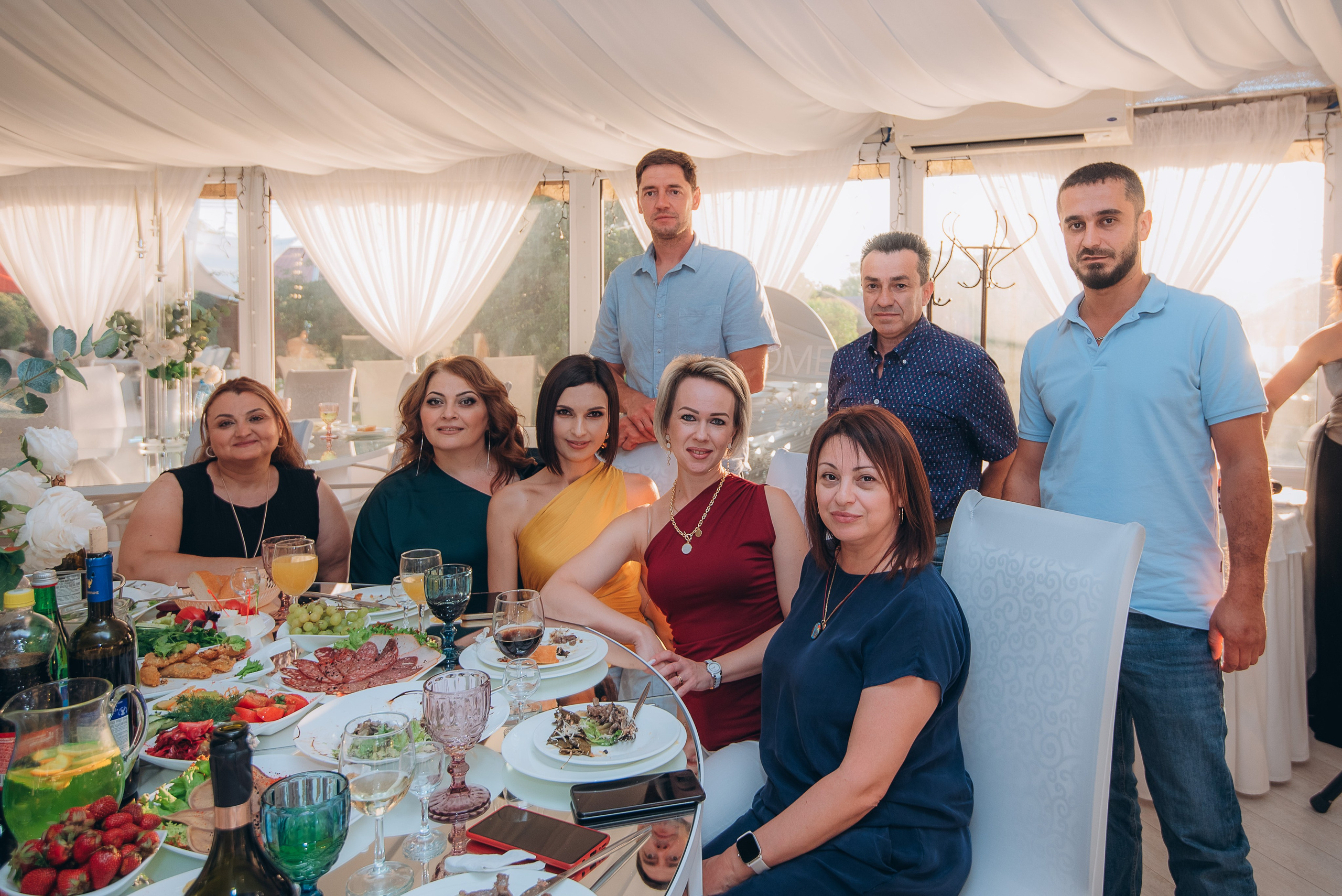 Выпускной 9-11классы. Выпускные книги Анапа Новороссийск Краснодар