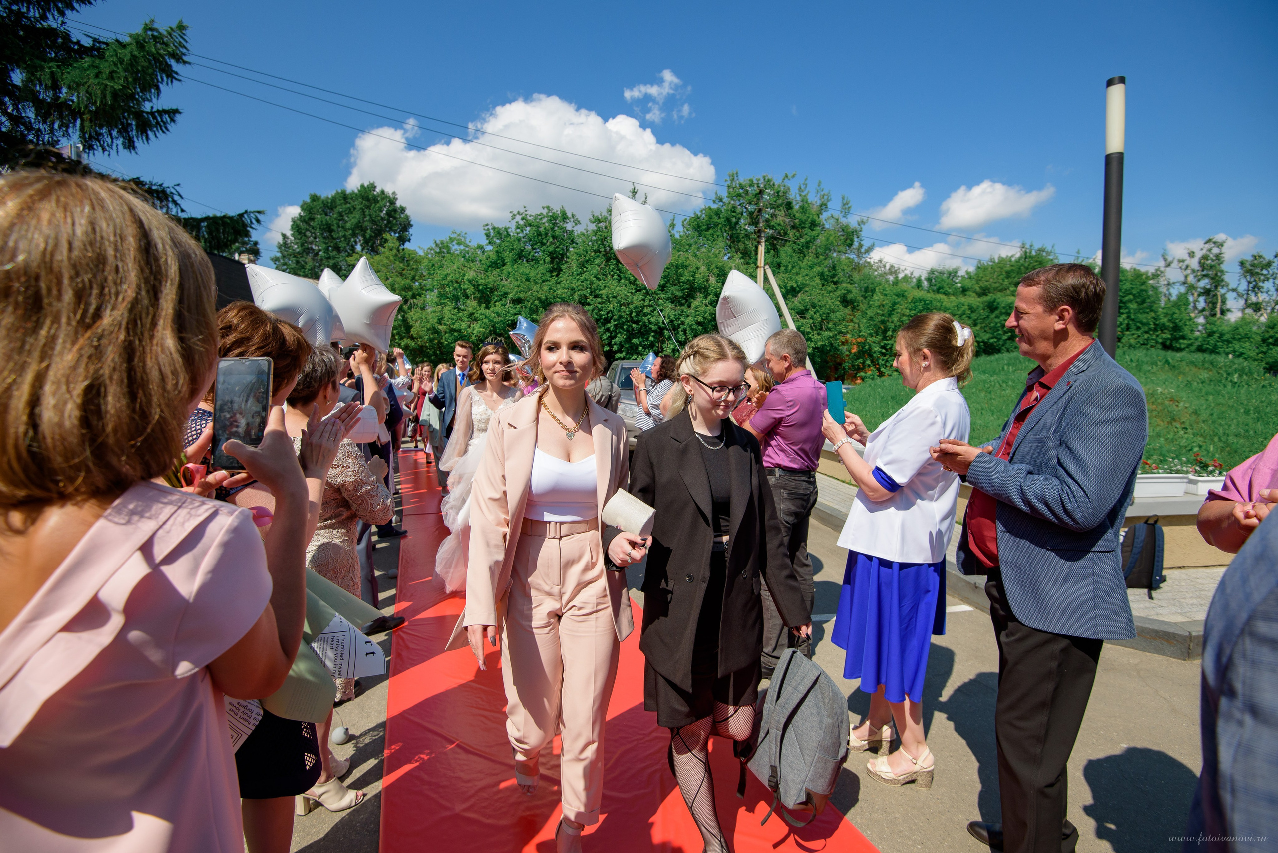 Выпускной 9-11классы. Выпускные книги Анапа Новороссийск Краснодар