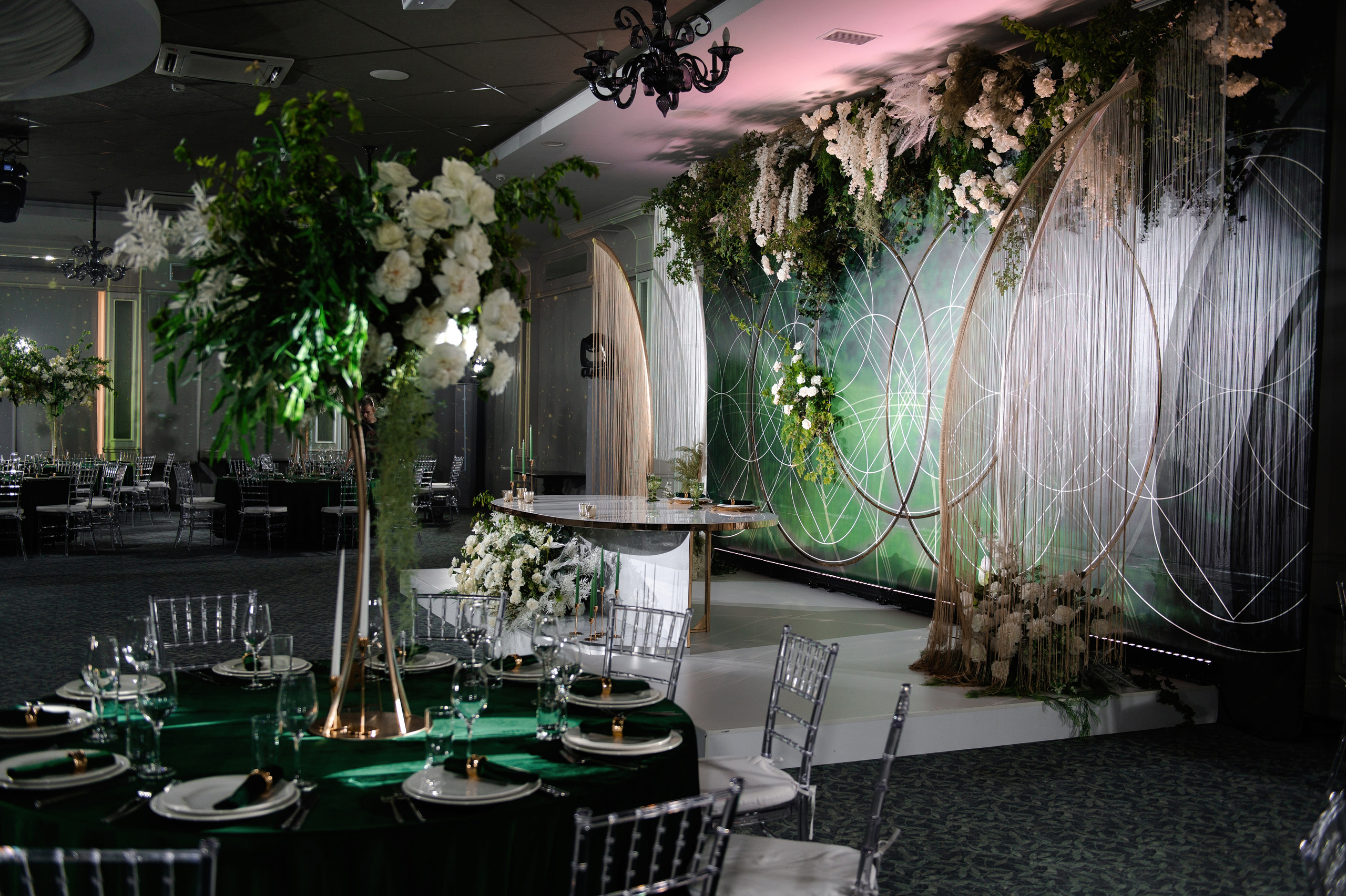 Свадебный фотограф Ростов Графский Парк. Свадебный фотограф в Ростове Максимов Максим