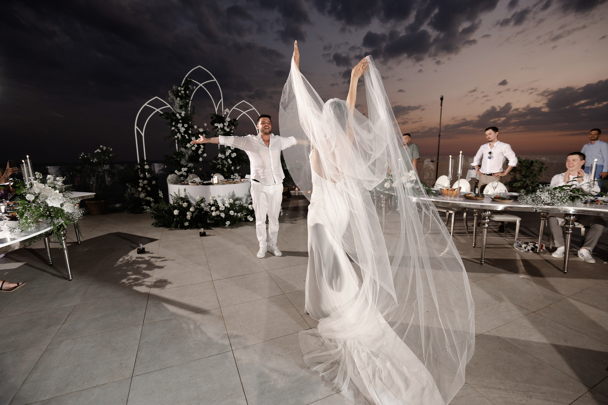 Свадебный фотограф в Сочи Адлере Максимов Максим. Свадебный фотограф в Ростове Максимов Максим