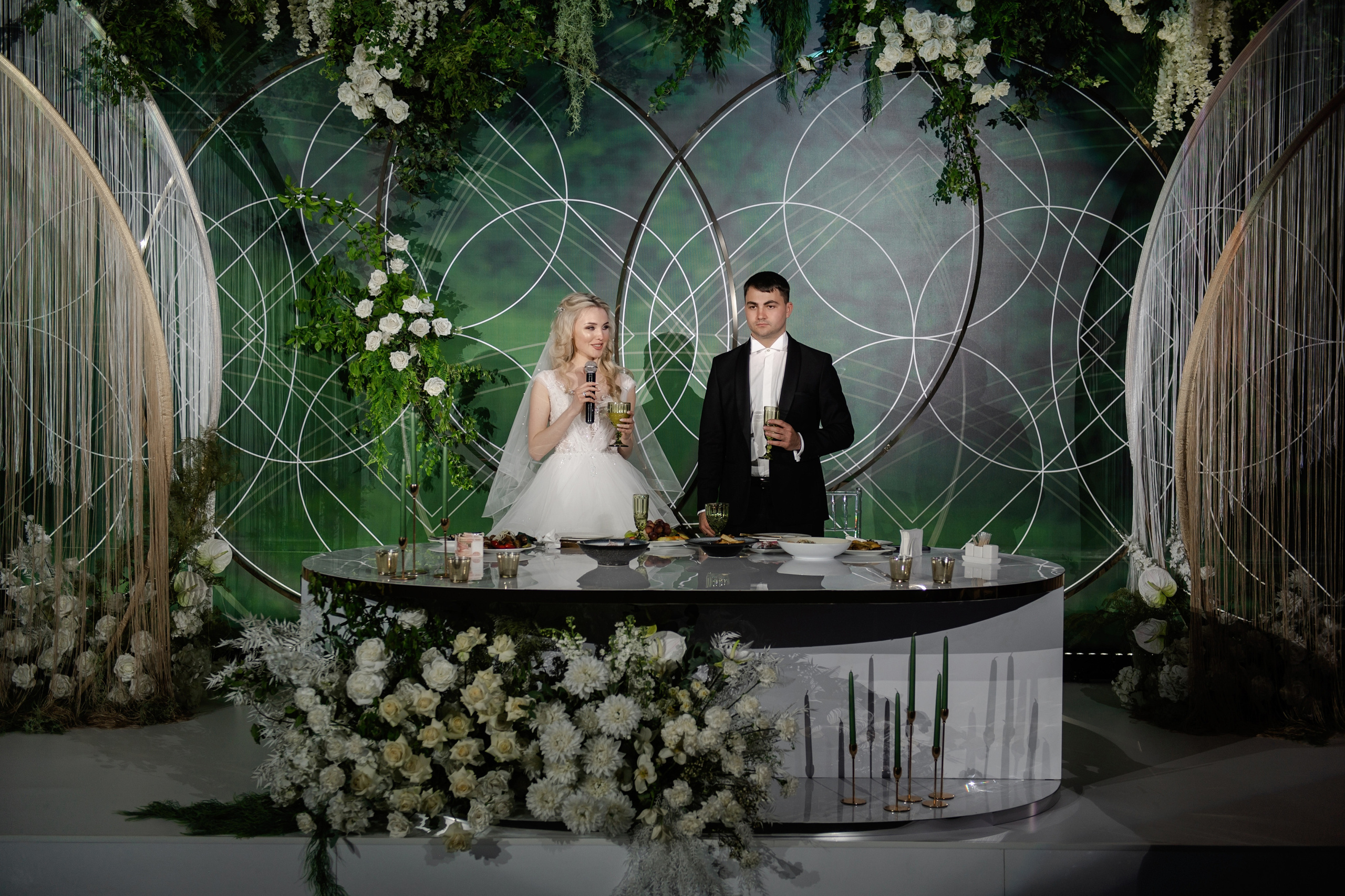 Свадебный фотограф Ростов Графский Парк. Свадебный фотограф в Ростове Максимов Максим