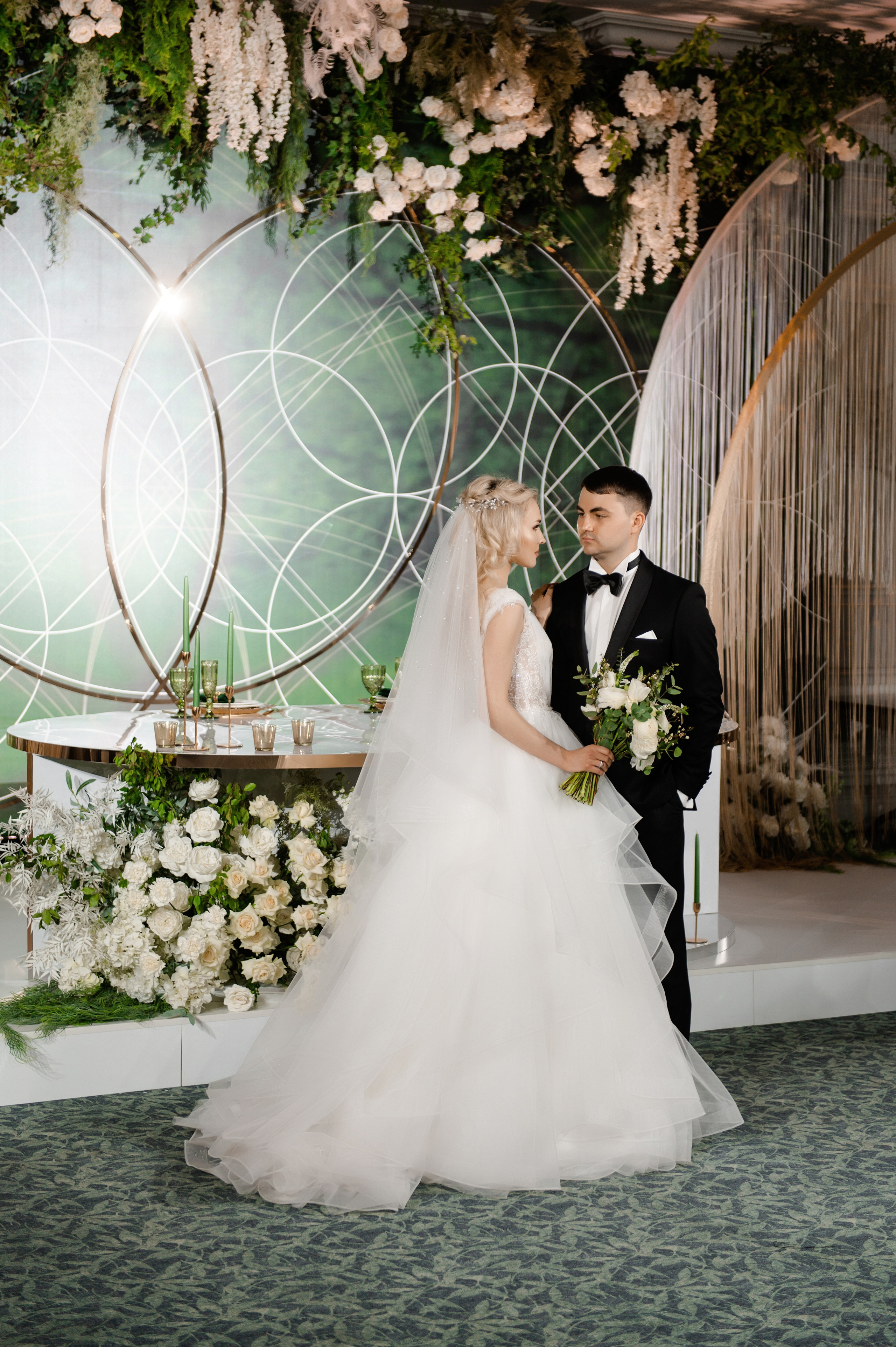 Свадебный фотограф Ростов Графский Парк. Свадебный фотограф в Ростове Максимов Максим