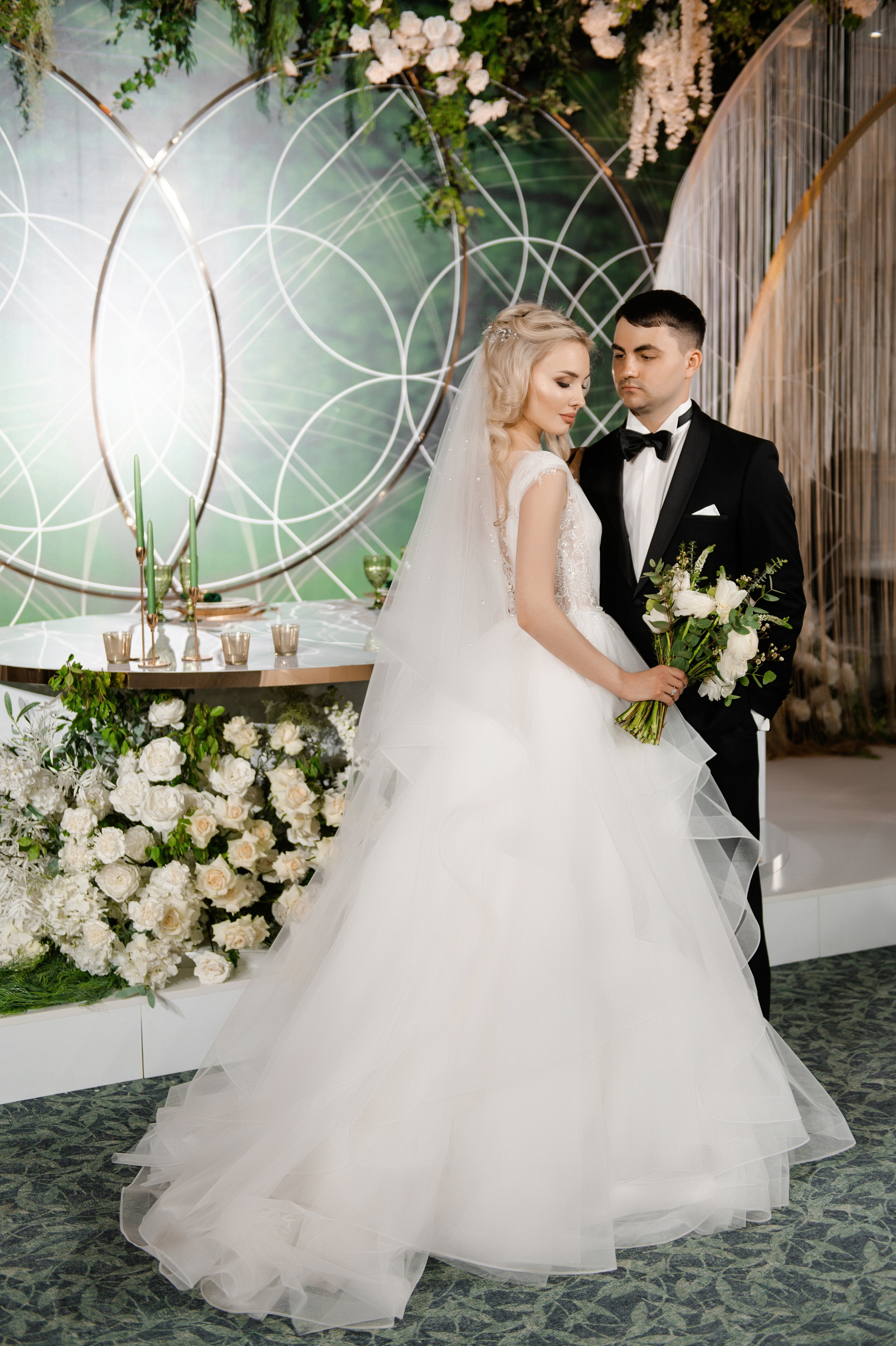 Свадебный фотограф Ростов Графский Парк. Свадебный фотограф в Ростове Максимов Максим